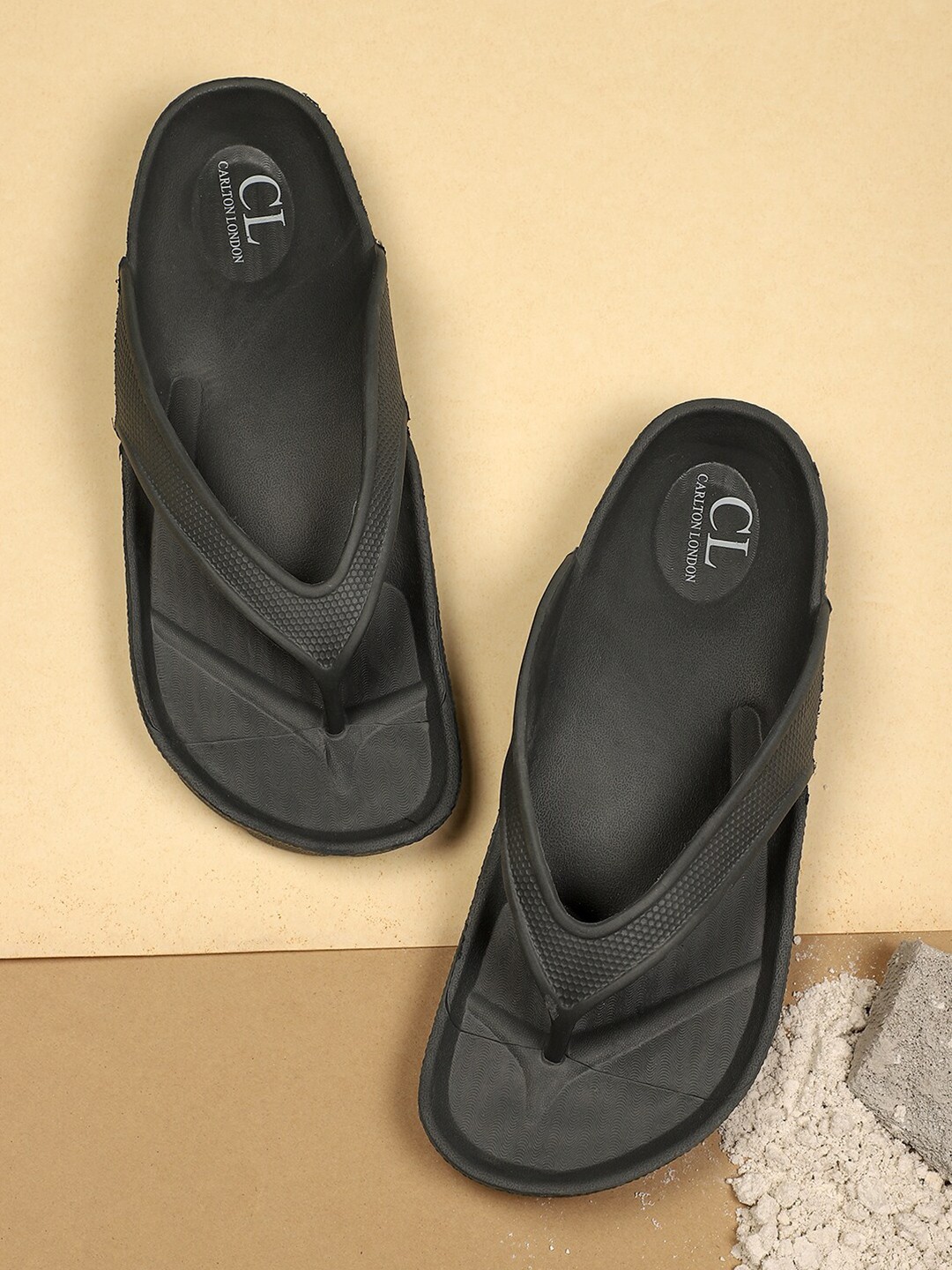 

Carlton London Men Black Thong Flip-Flops