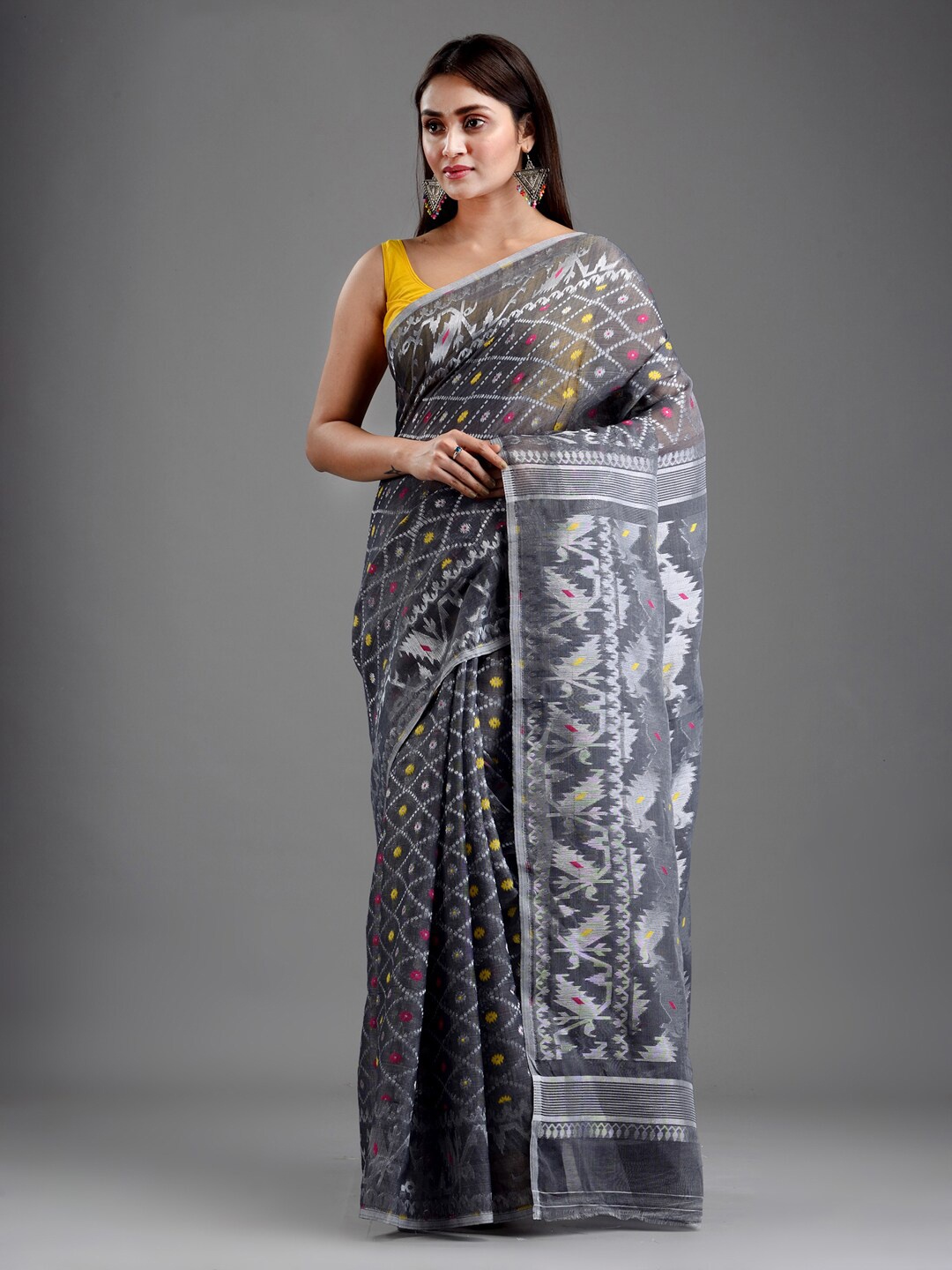 

Mitera Grey & Yellow Ethnic Motifs Zari Silk Cotton Jamdani Saree