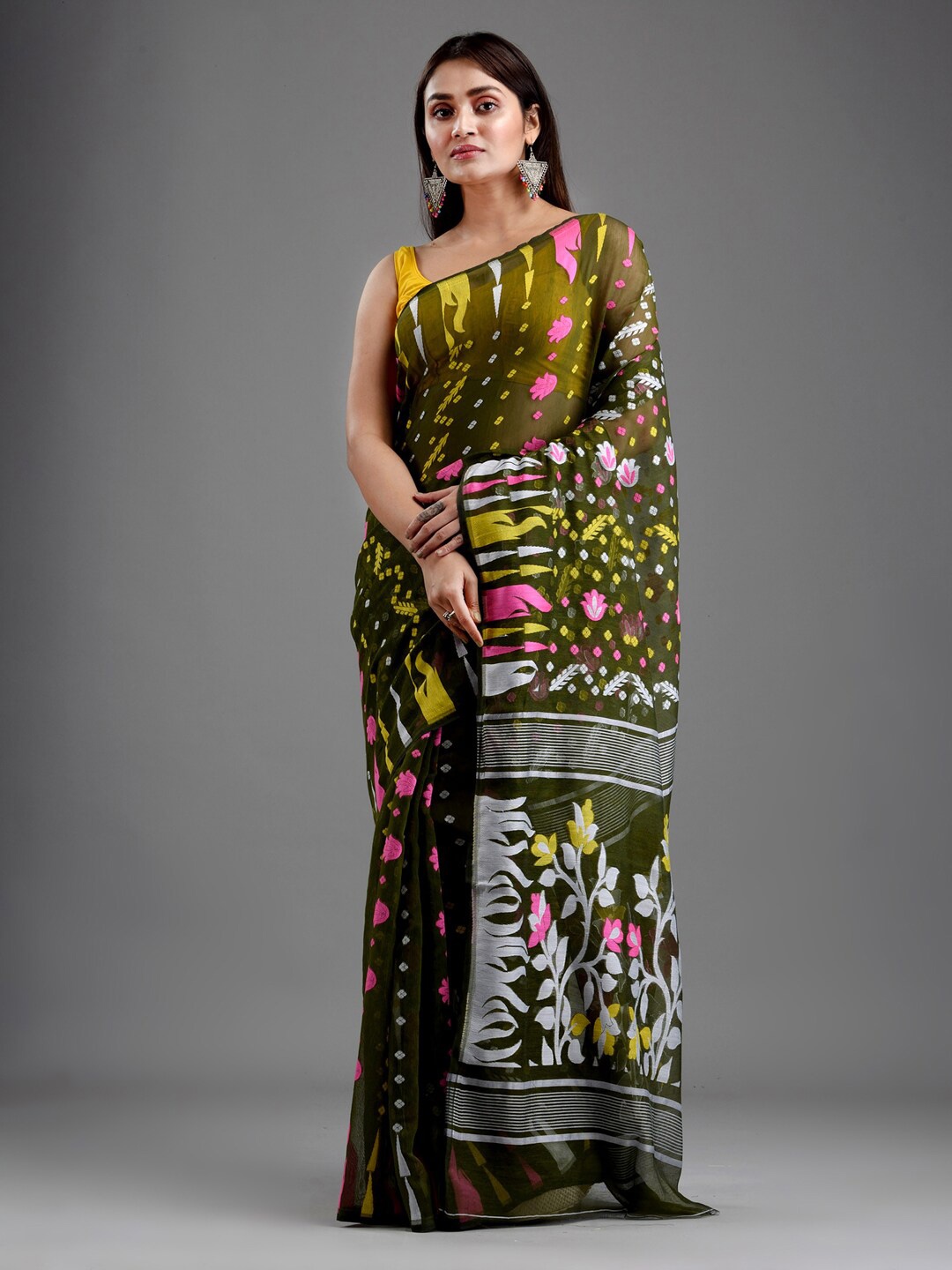 

Mitera Green & Yellow Ethnic Motifs Silk Cotton Jamdani Saree