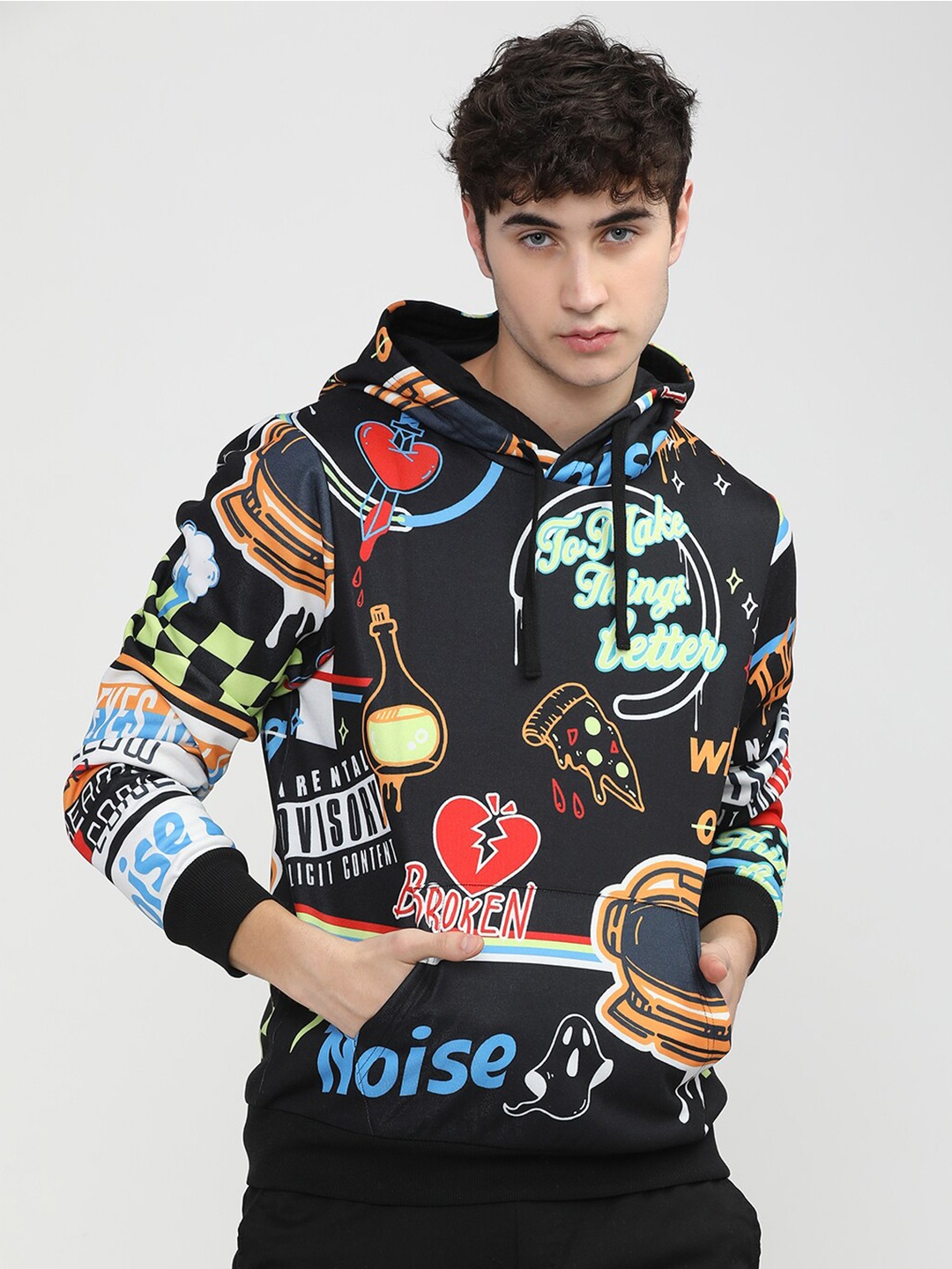 

HIGHLANDER Men Black Printed Hooded Sweatshirt