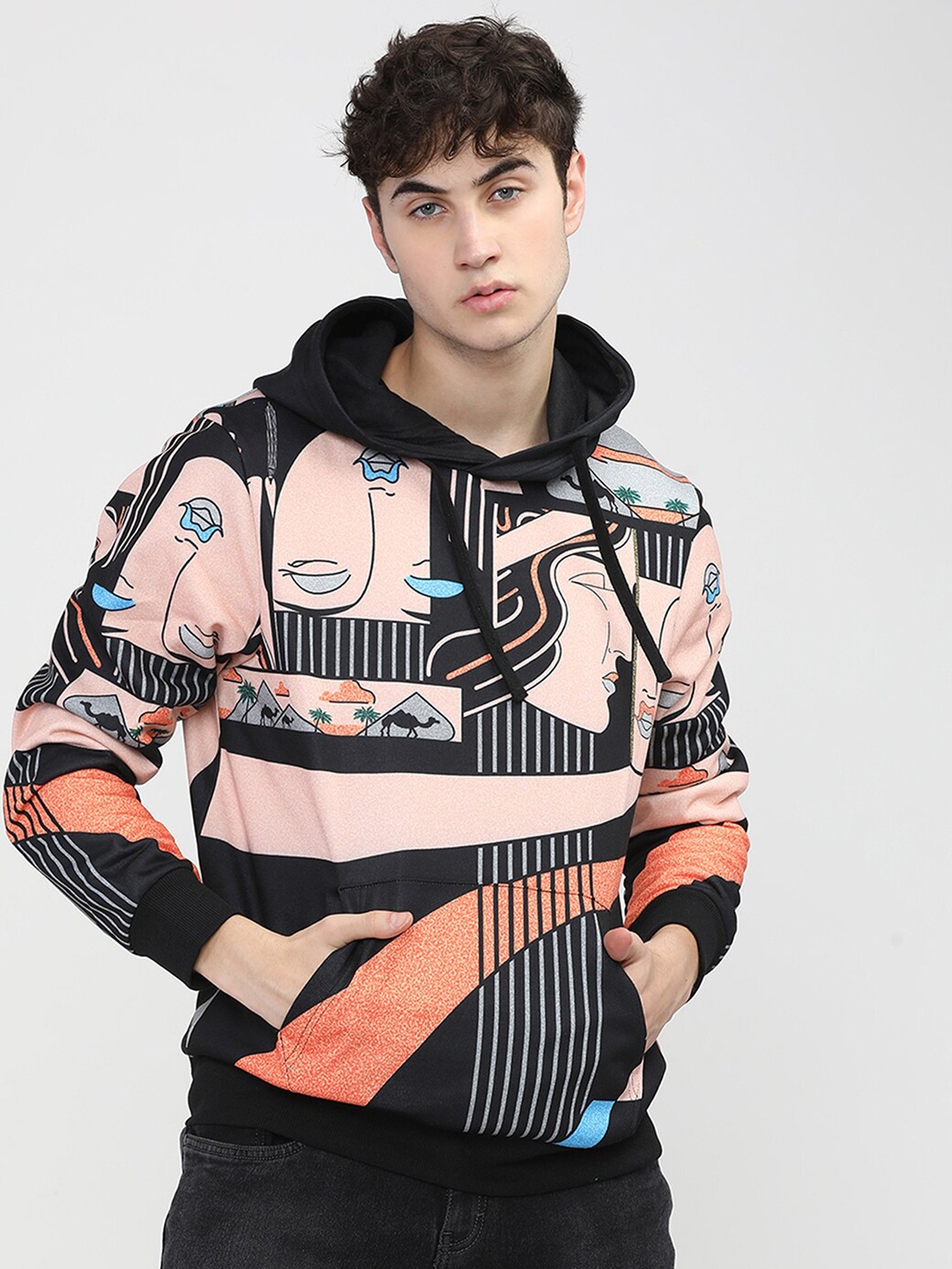 

HIGHLANDER Men Black & Peach Printed Hooded Sweatshirt
