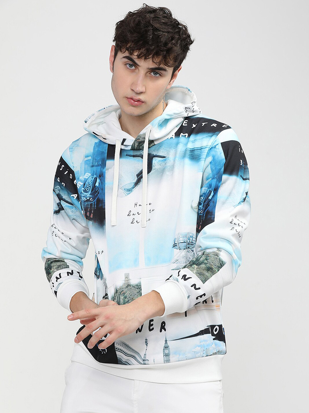 

HIGHLANDER Men Multicoloured Printed Hooded Sweatshirt, Multi