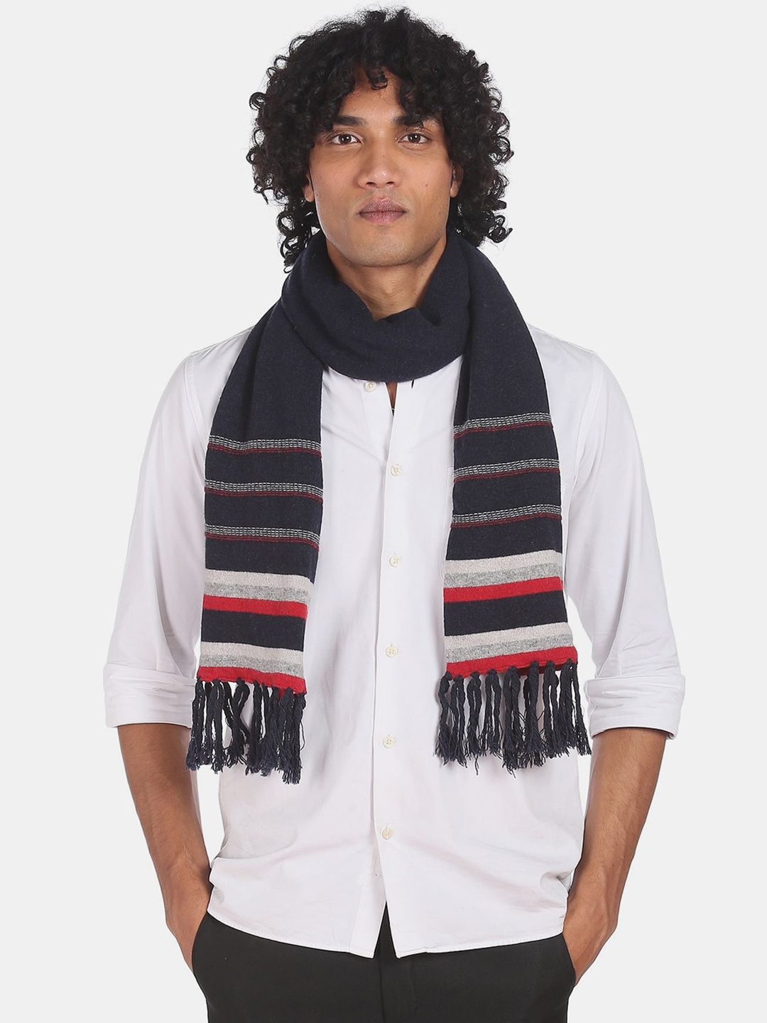 

U.S. Polo Assn. Men Navy Blue & White Striped Muffler