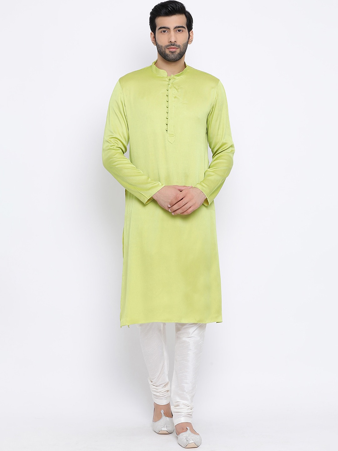 

NAMASKAR Men Green Solid Mandarin Collar Straight Silk Kurta