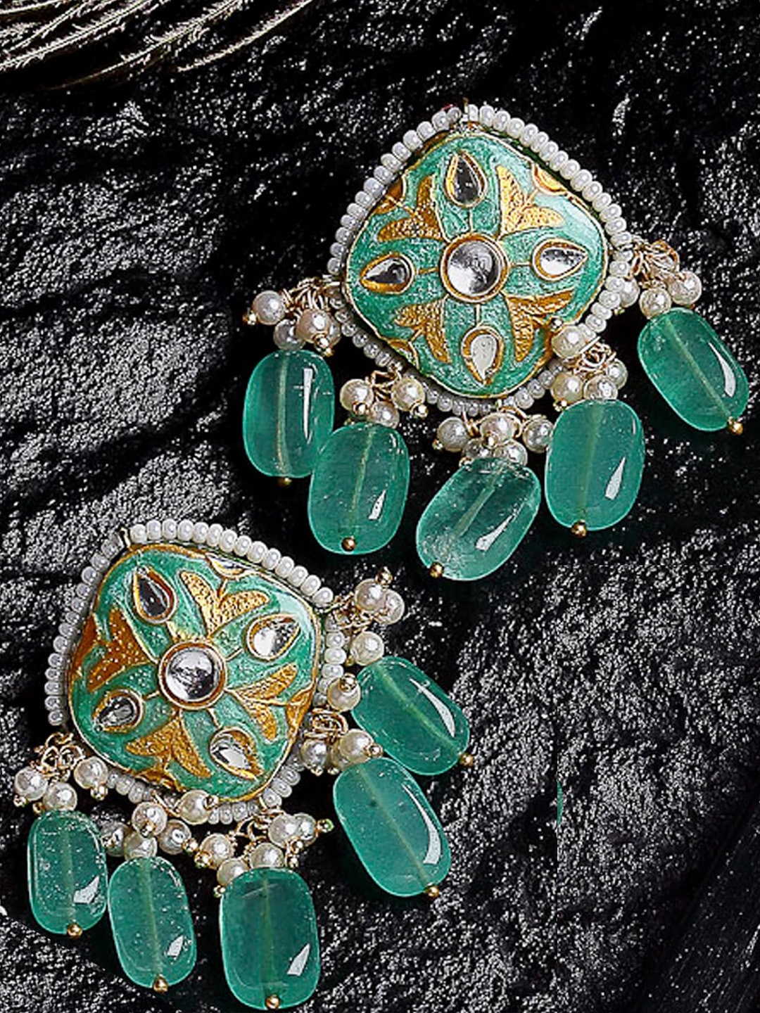 

DUGRISTYLE Green & Gold-Toned Contemporary Drop Earrings