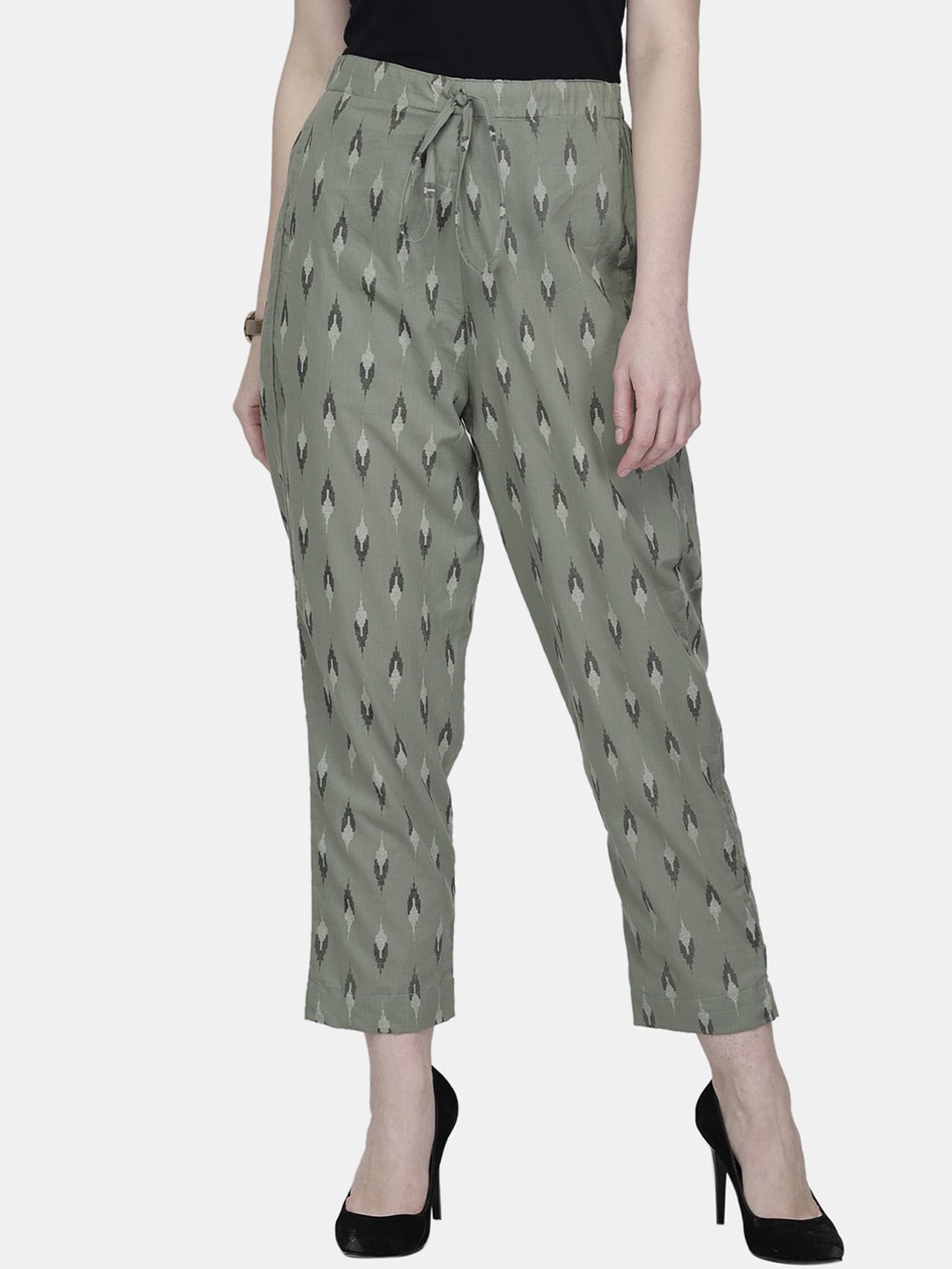 

Enchanted Drapes Woman Green Printed Trousers