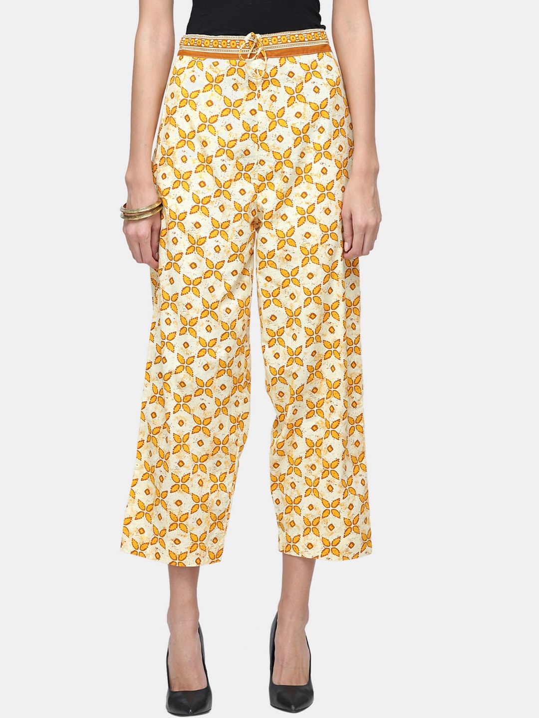

Enchanted Drapes Women Yellow Printed Trousers