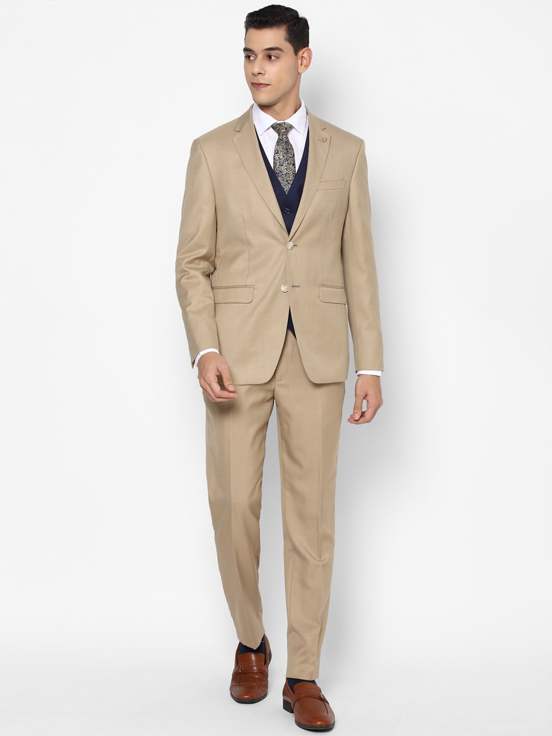 

Allen Solly Men Beige & Navy Blue Solid Slim-Fit Single-Breasted 3-Piece Formal Suit