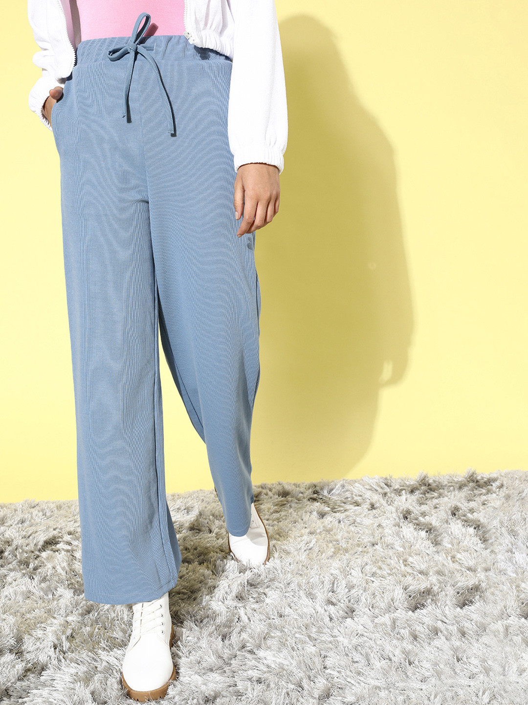 

Tokyo Talkies Women Blue Knitted Regular Fit Trouser
