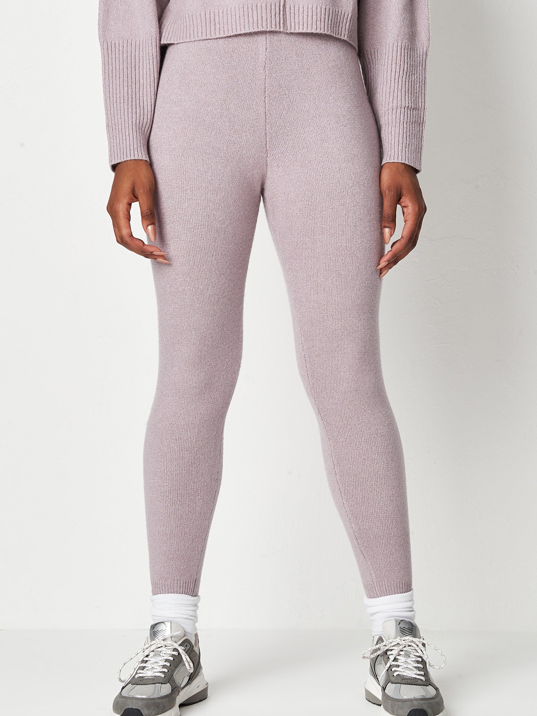 

Missguided Women Lavender Solid Cropped Leggings