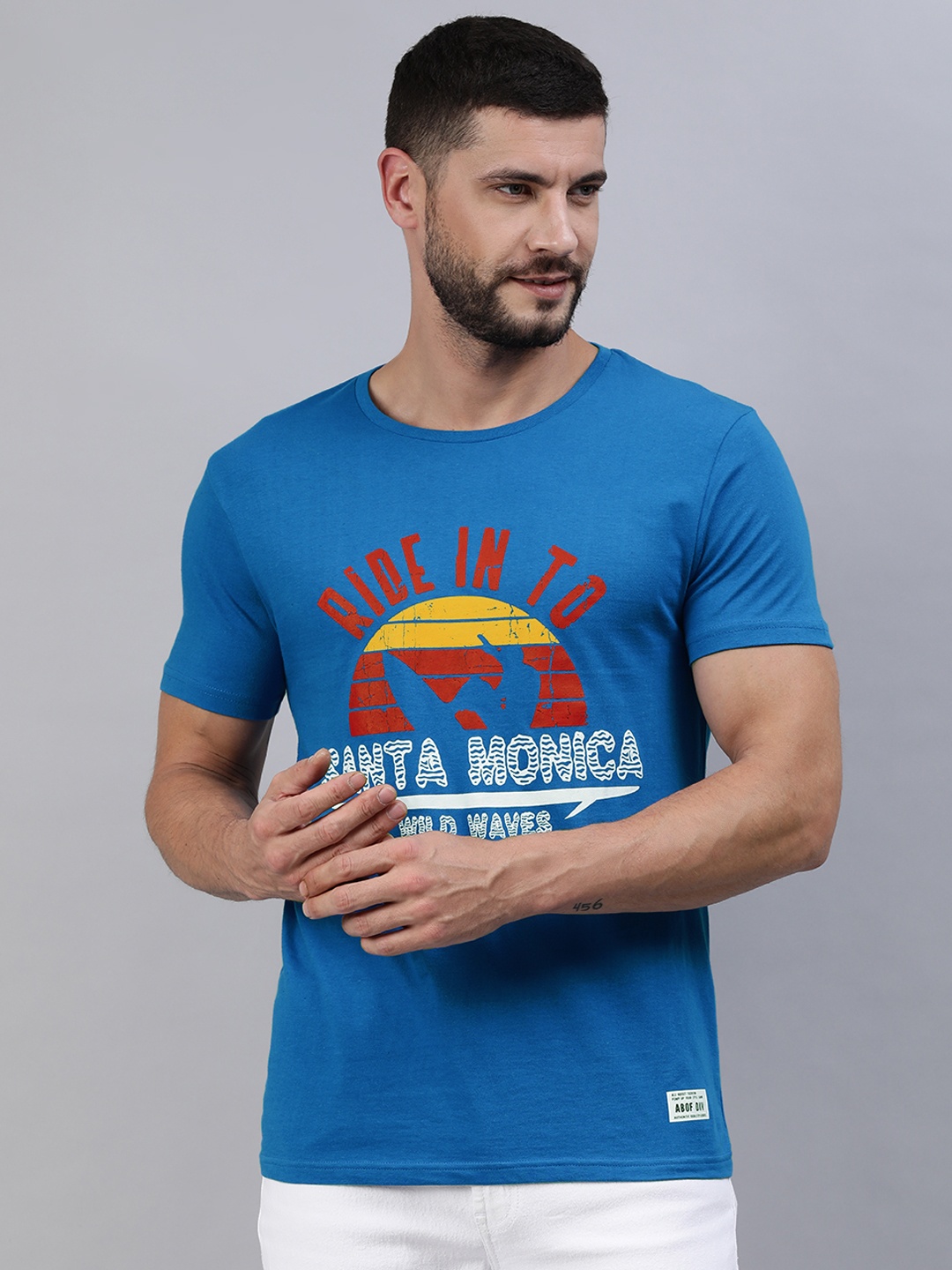 

abof Men Blue Graphic Printed Pure Cotton Casual T-shirt