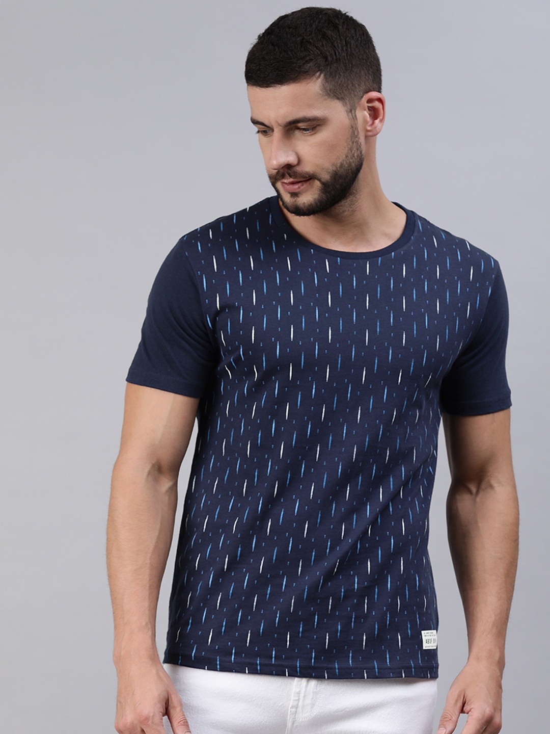 

abof Men Blue Abstract Printed Pure Cotton Casual T-shirt