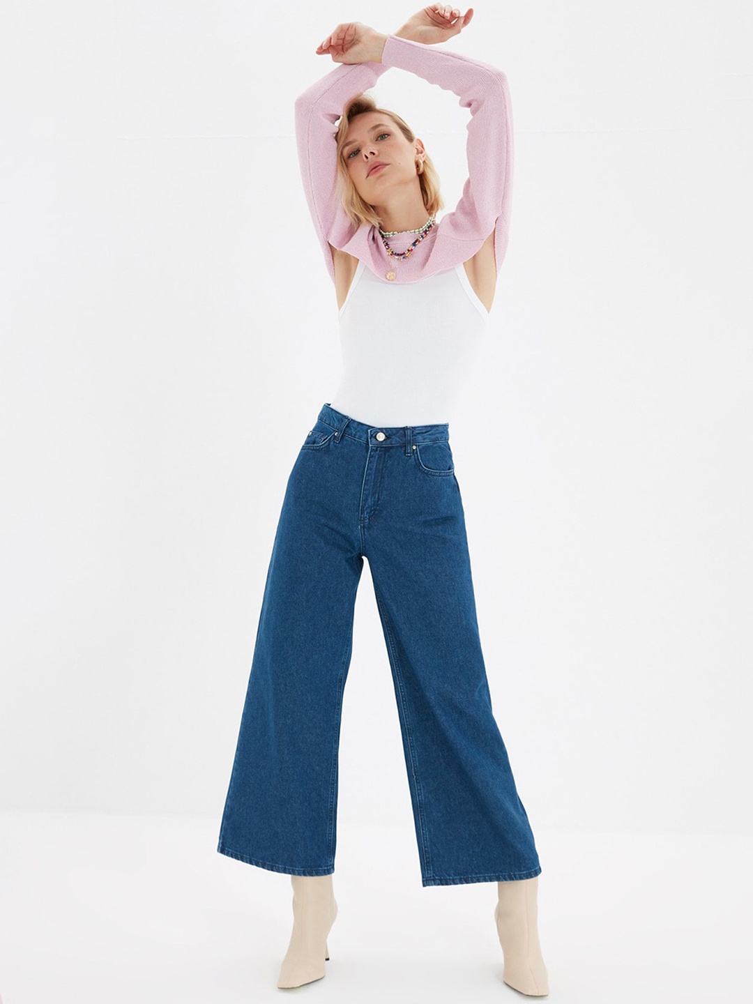 

Trendyol Women Deep Navy Blue Mid-Rise Flared Cropped Jeans