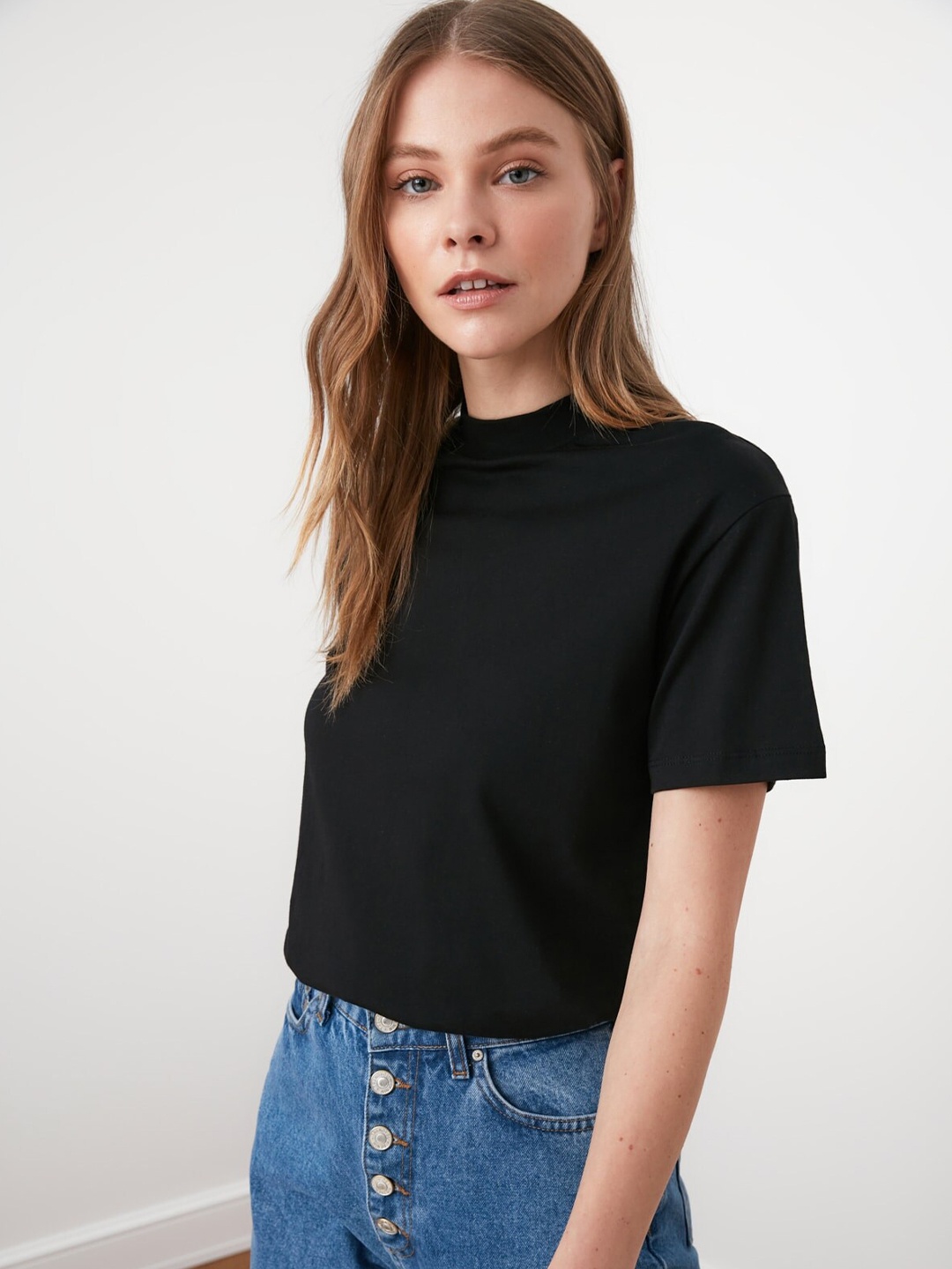 

Trendyol Women Stylish Black Solid Tshirt