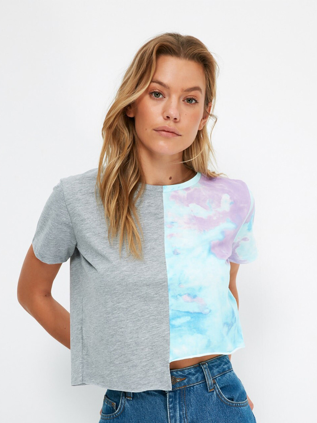 

Trendyol Women Blue Abstract Tshirt