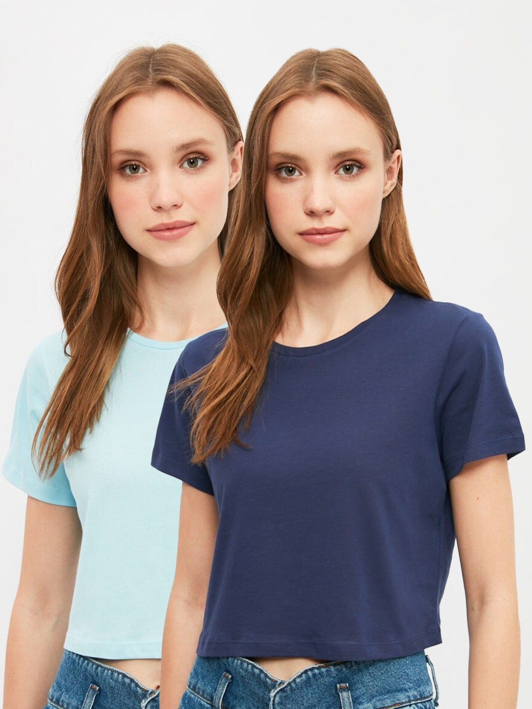 

Trendyol Women Navy Blue Solid Tshirt