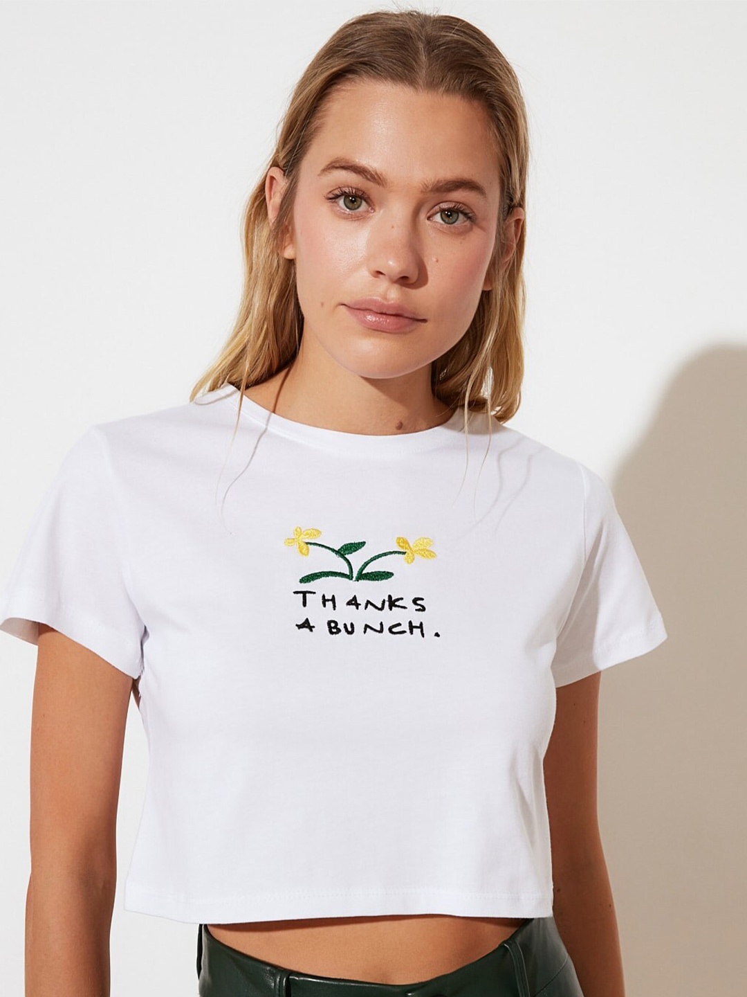 

Trendyol Women Classic White Printed Tshirt