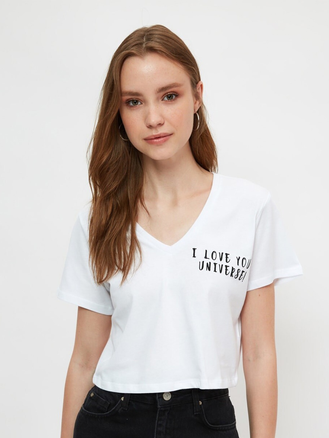 

Trendyol Woman White Typography V-Neck T-shirt