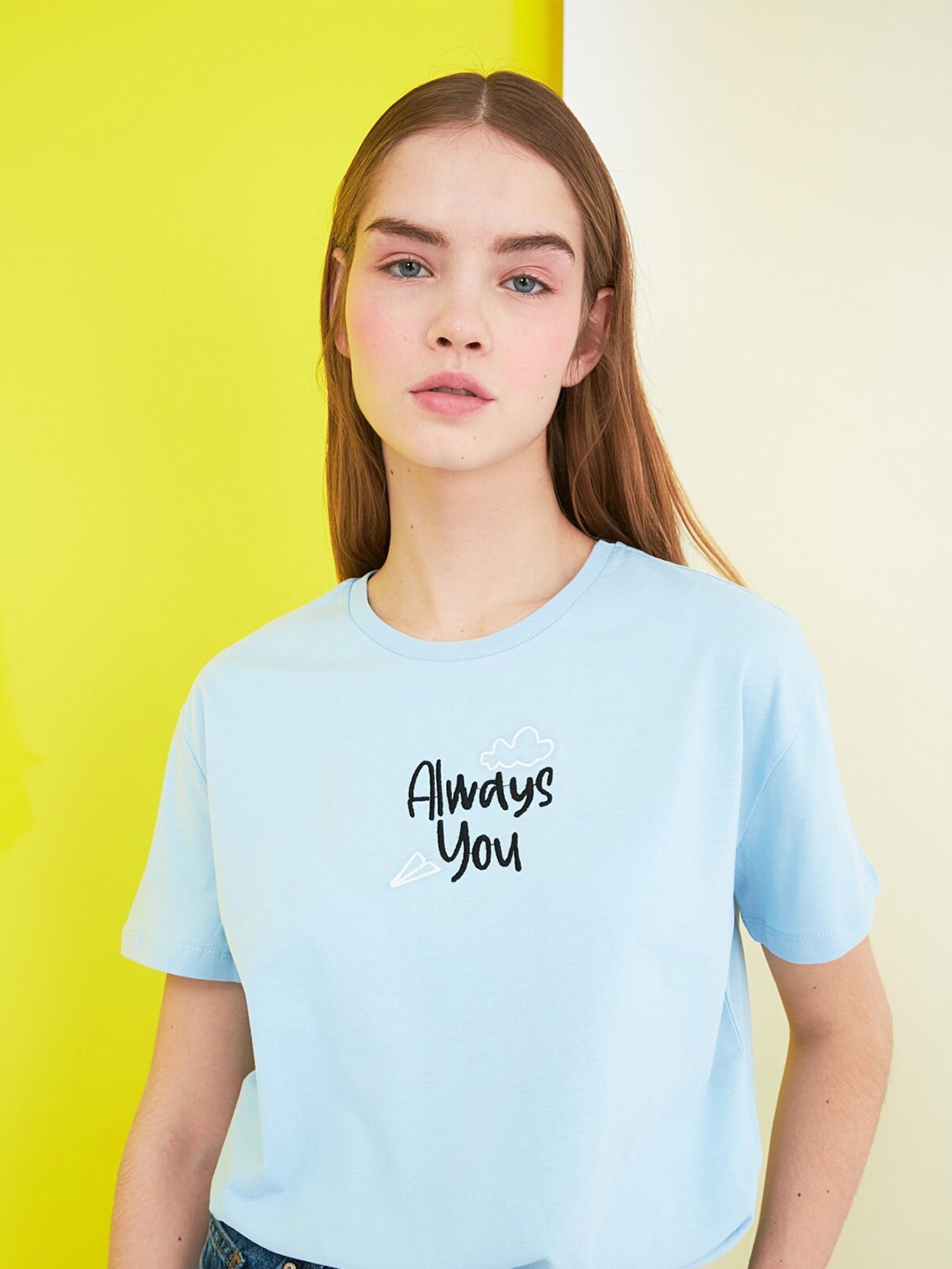 

Trendyol Women Stunning Blue Typography Tshirt