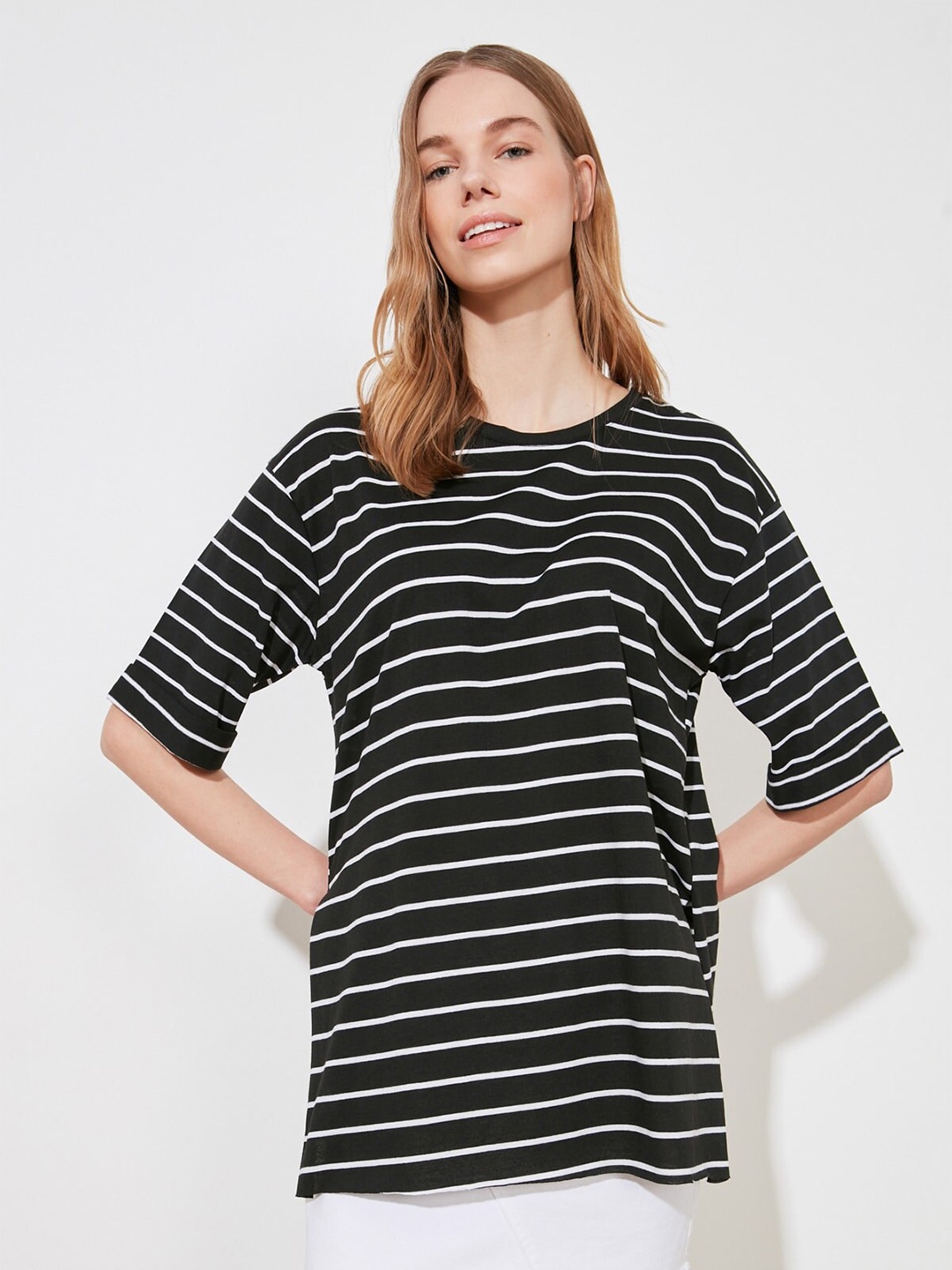 

Trendyol Women Stylish Black Striped Tshirt