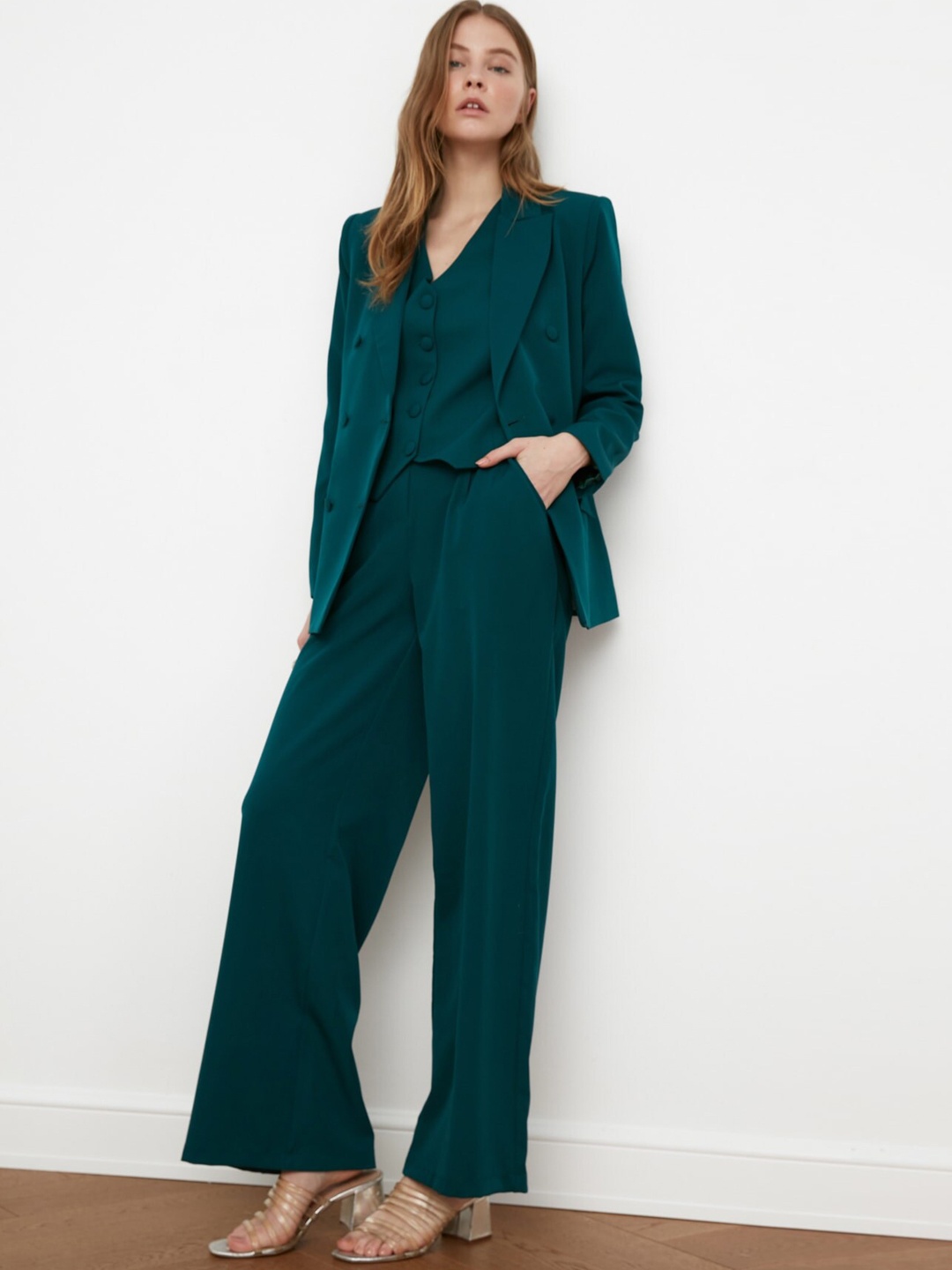 

Trendyol Women Green Solid Trousers