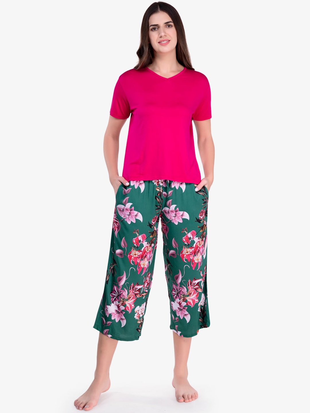 

evolove Women Pink & Green Night suit