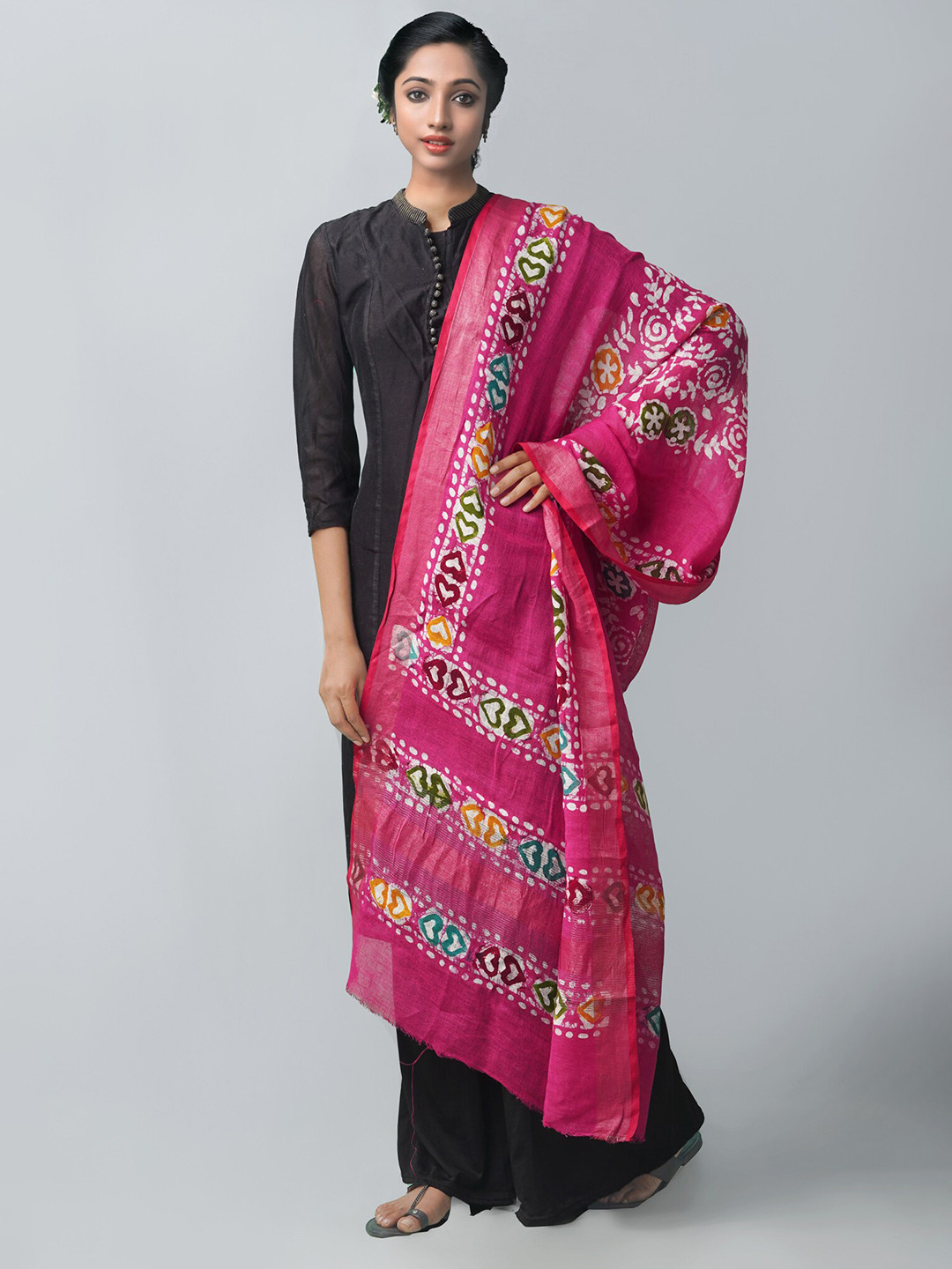 

Unnati Silks Pink Ethnic Motifs Dyed Pure Cotton Batik Dupatta