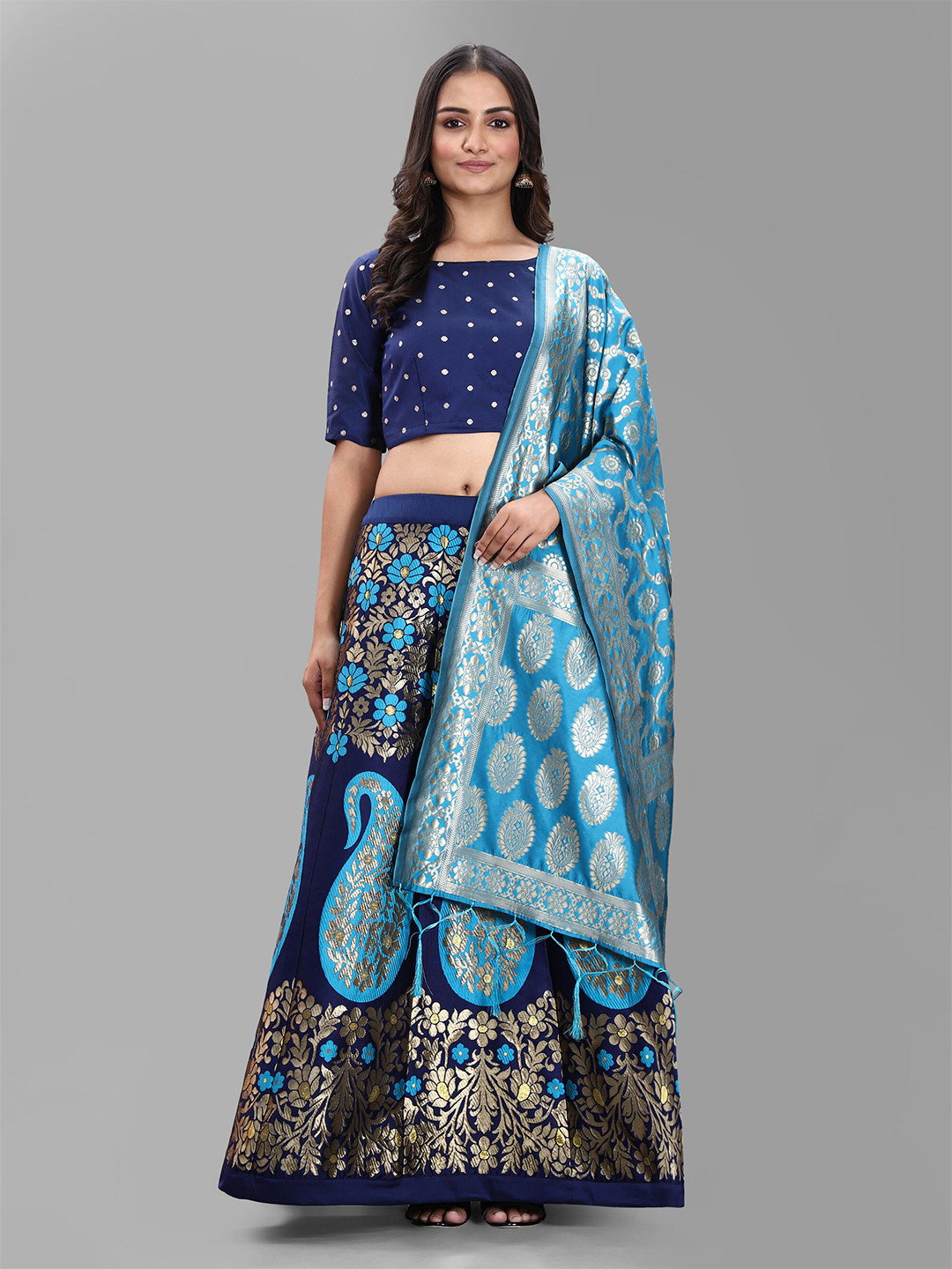 

DIVASTRI Turquoise Blue & Gold-Toned Semi-Stitched Lehenga & Unstitched Blouse With Dupatta