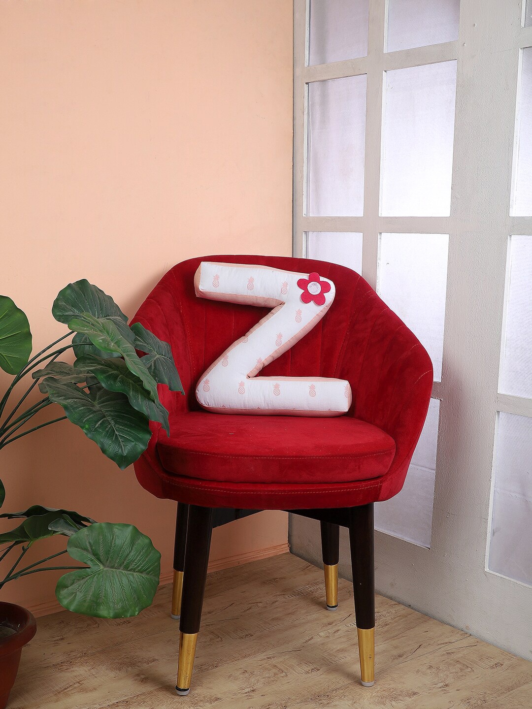 

My Gift Booth Pink & White Printed Z-Alphabet Shaped Cotton Cushion