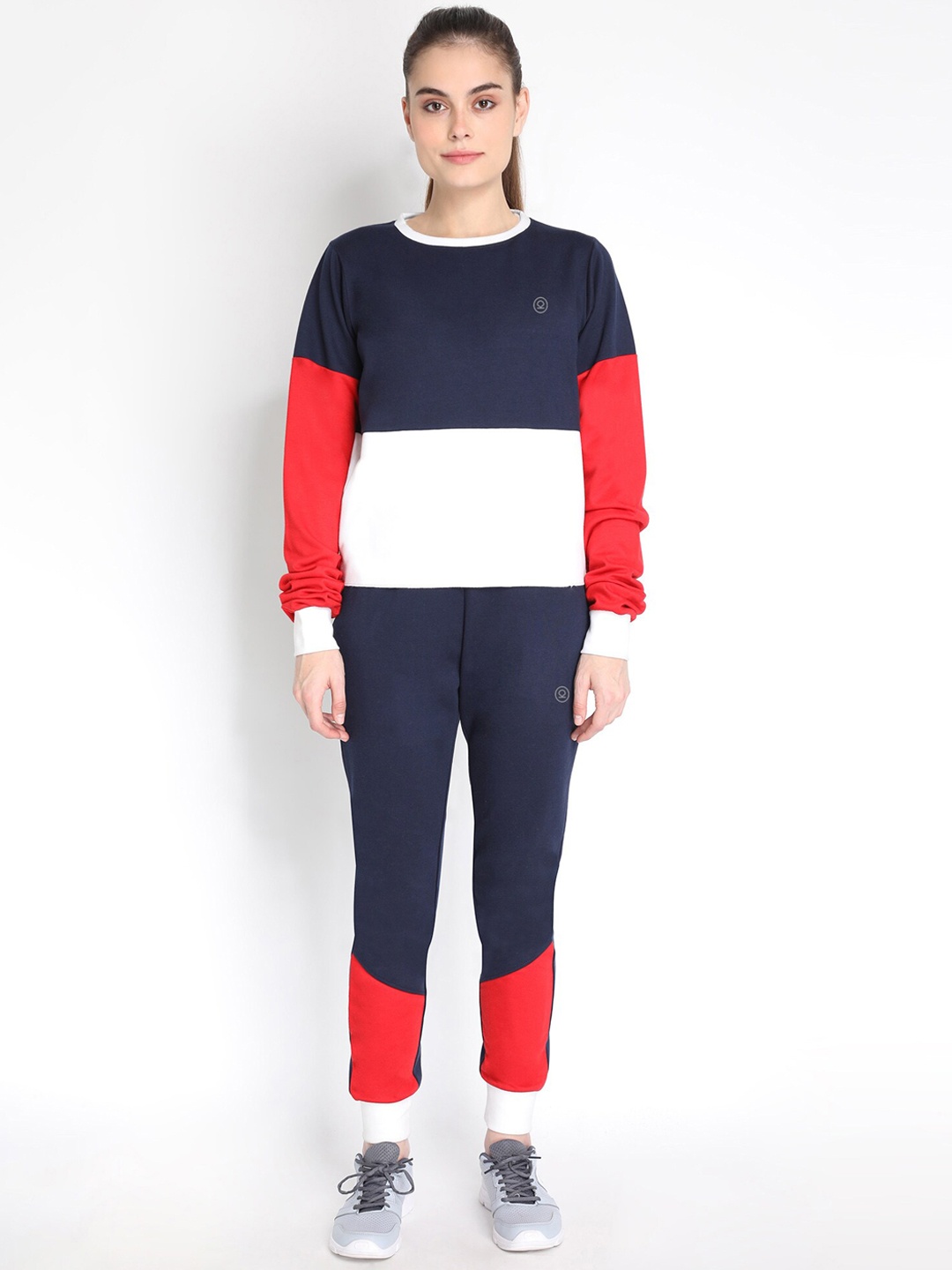 

Chkokko Women Navy Blue & White Colourblocked Regular Fit Tracksuit