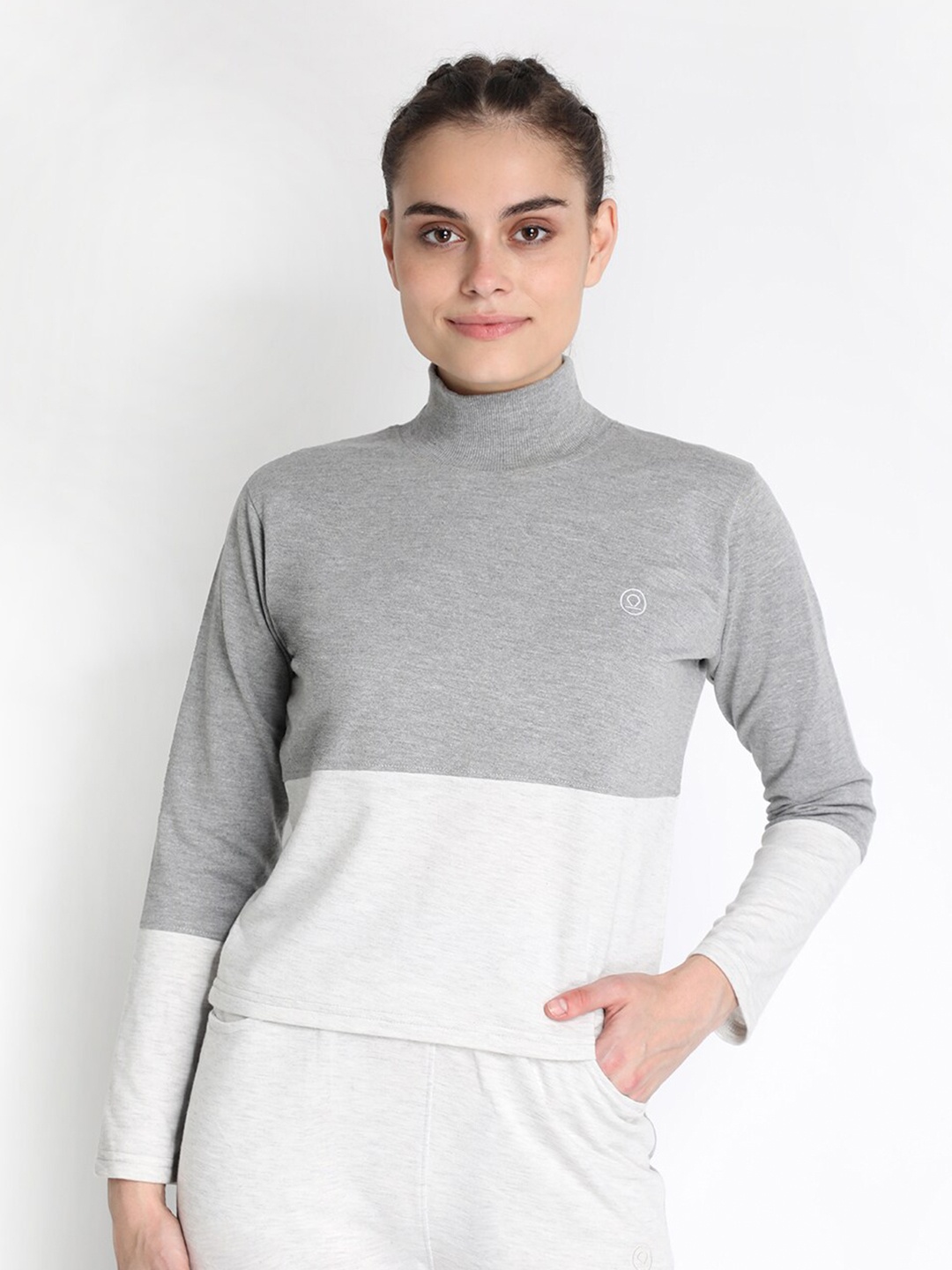 

CHKOKKO Women Grey & White Colourblocked High Neck T-shirt