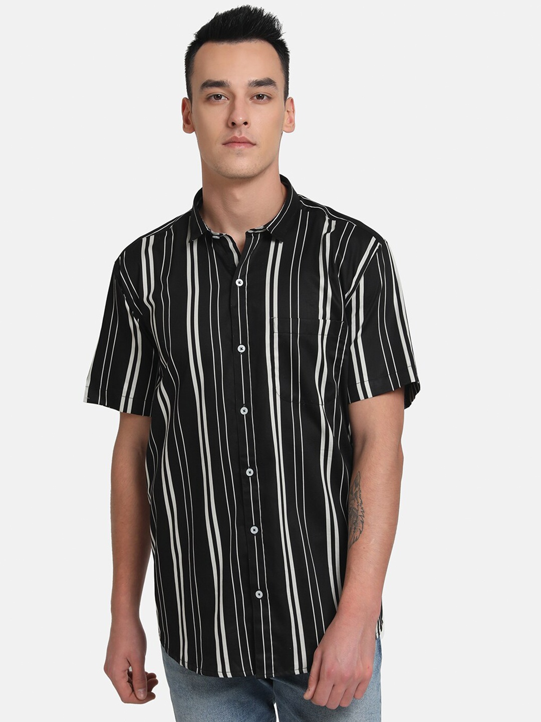 

Emerals Men Black Slim Fit Striped Casual Shirt
