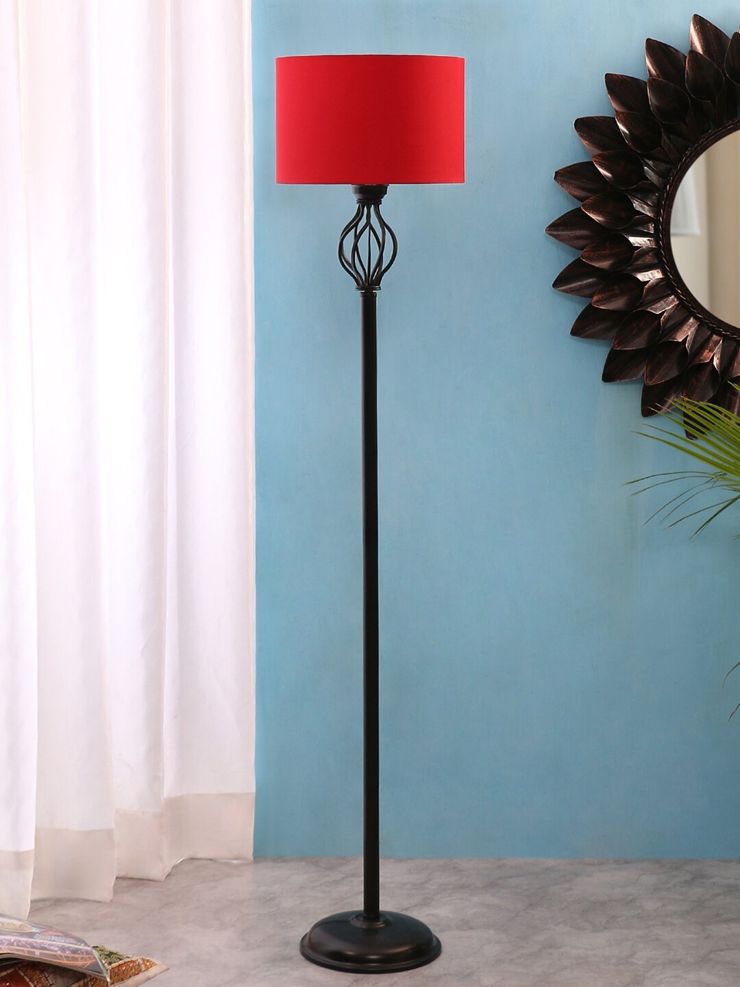 

Devansh Red & Black Wrought Iron Floor Lamp