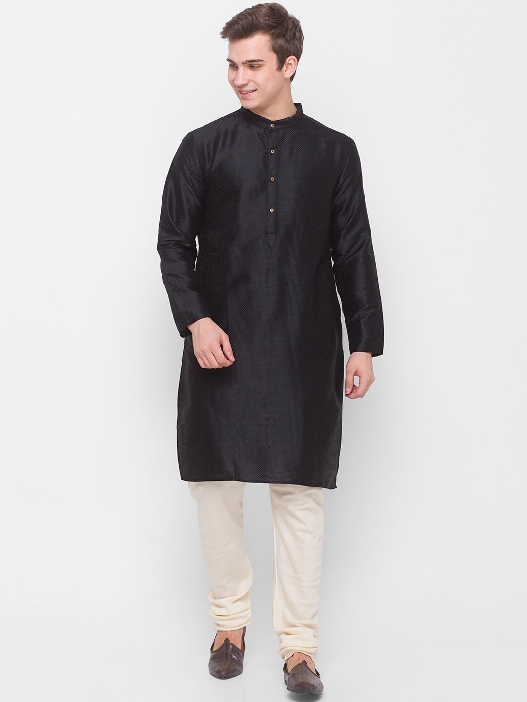 

Globus Men Black Geometric Printed Kurta