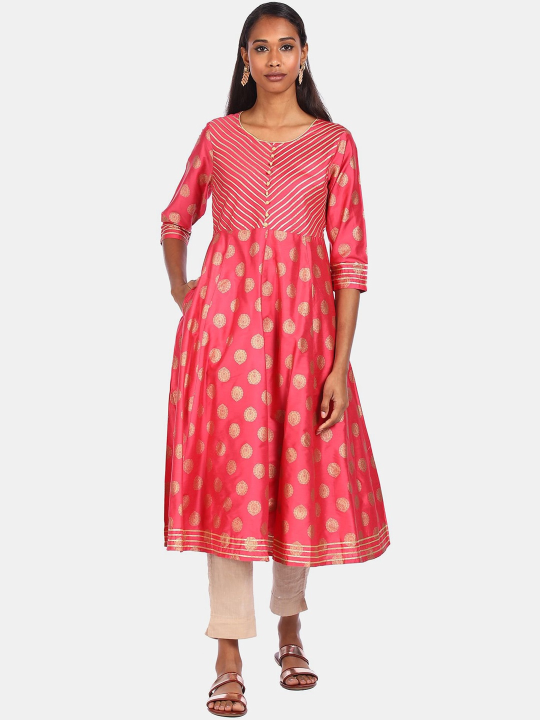 

Anahi Women Pink Ethnic Motifs Printed Gotta Patti Anarkali Kurta