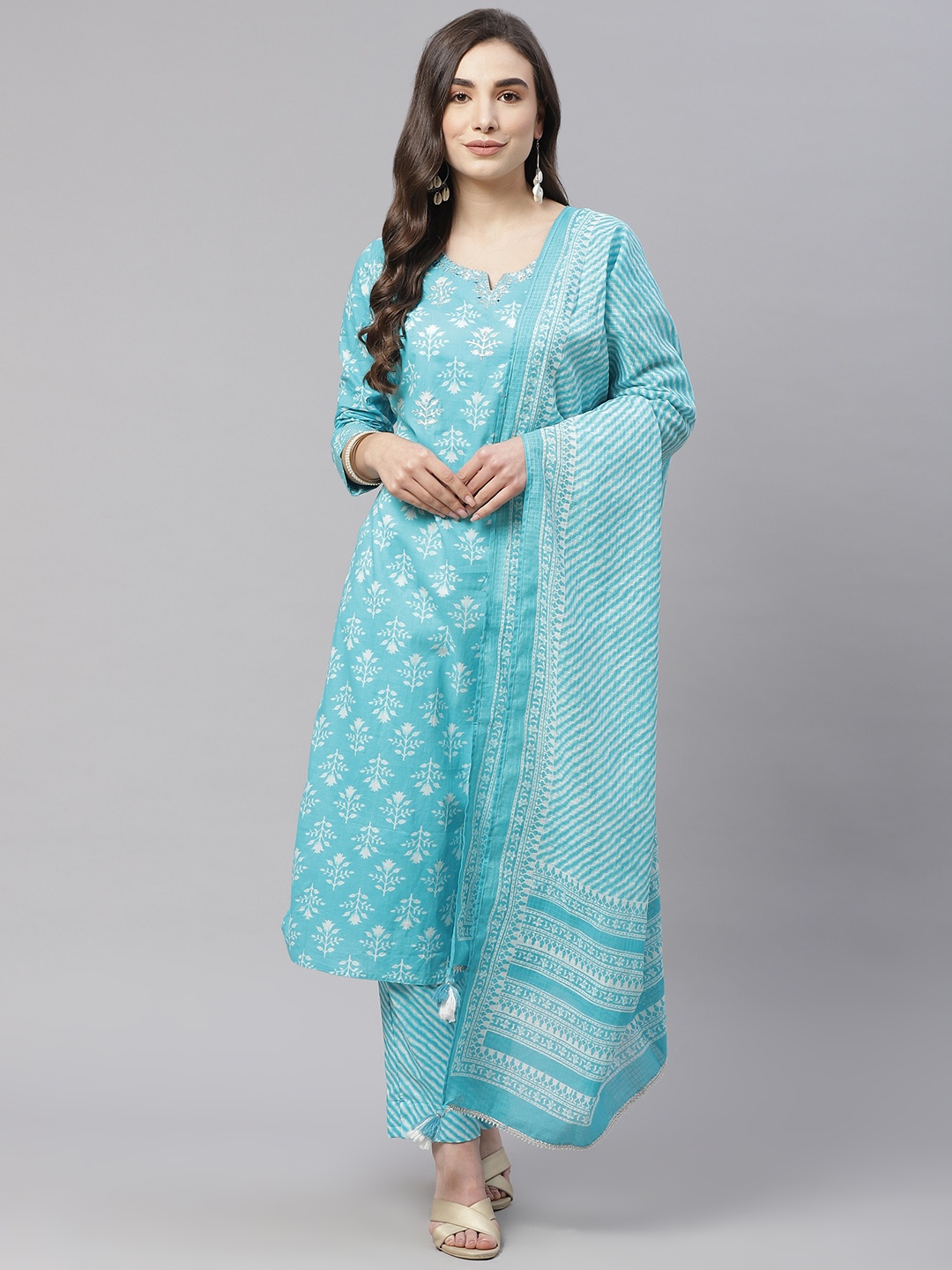 

Divena Women Turquoise Blue Pure Cotton Floral Printed Kurta Set With Dupatta