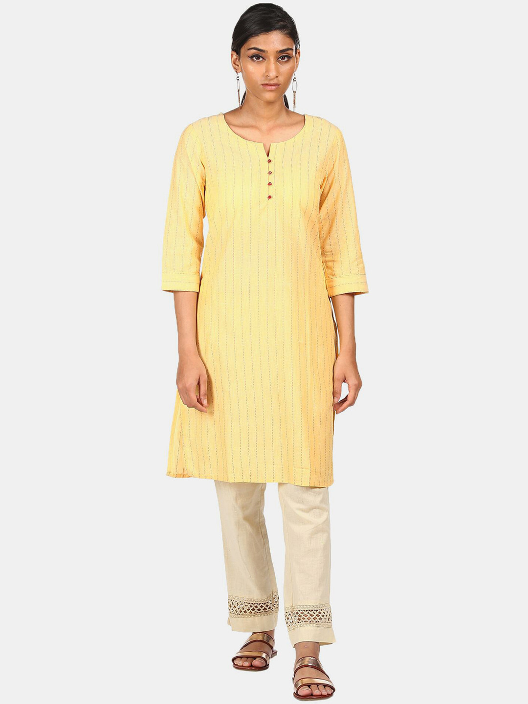 

Karigari Women Yellow Striped Kurta