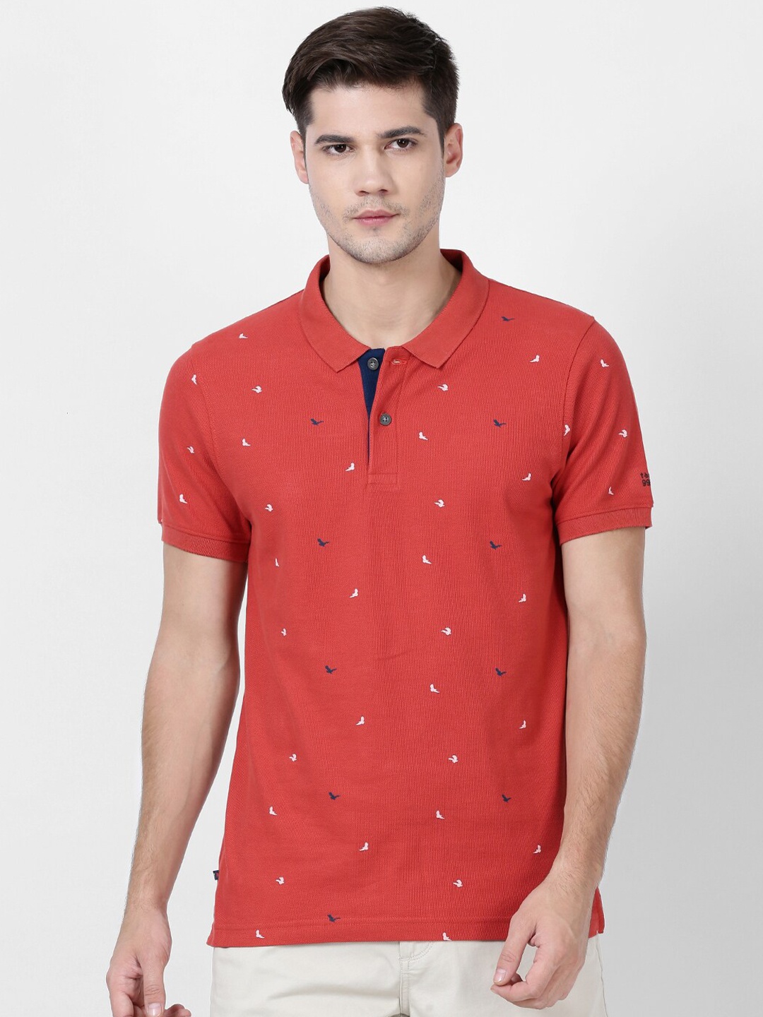 

t-base Men Red Printed Polo Collar T-shirt