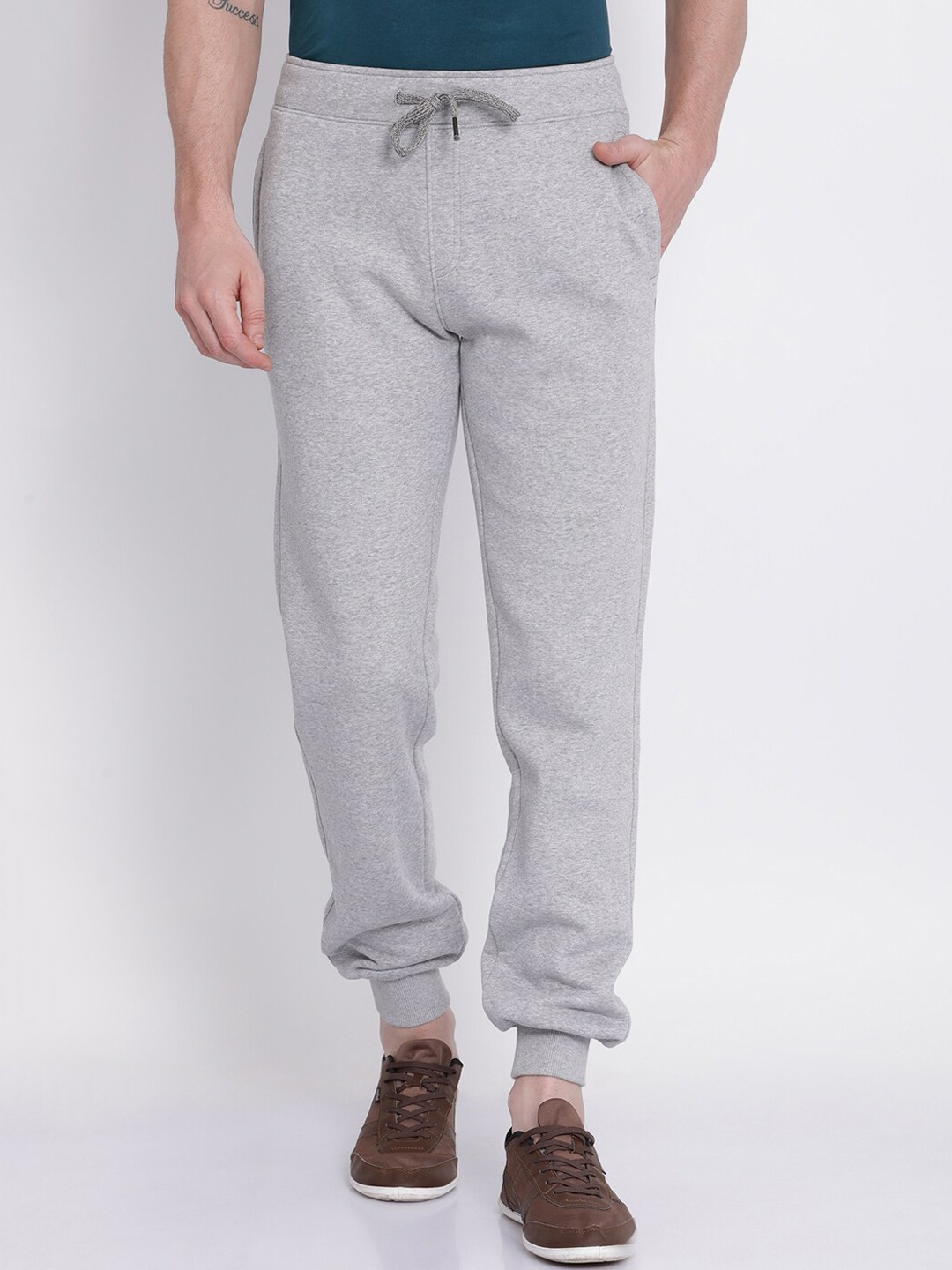 

t-base Men Grey Regular-Fit Joggers