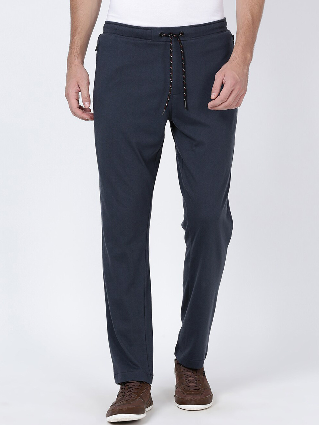 

t-base Men Grey Solid Track Pants