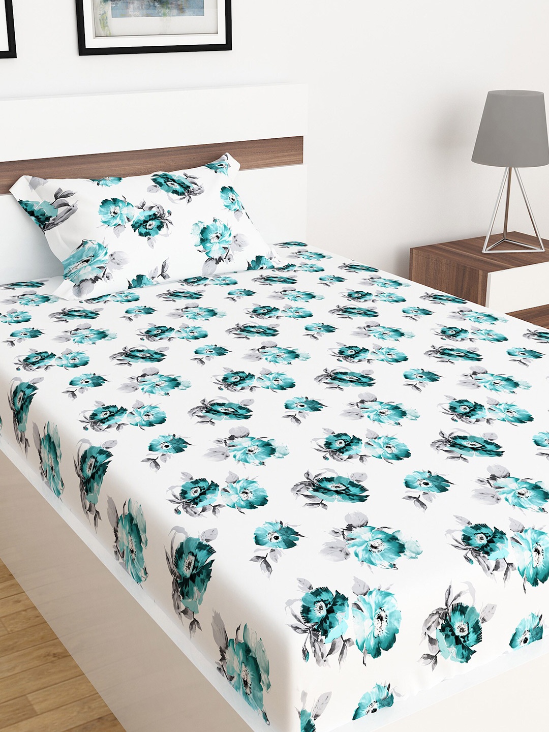 

Home Centre Blue & White Floral 250 TC Cotton Single Bedsheet with 1 Pillow Covers