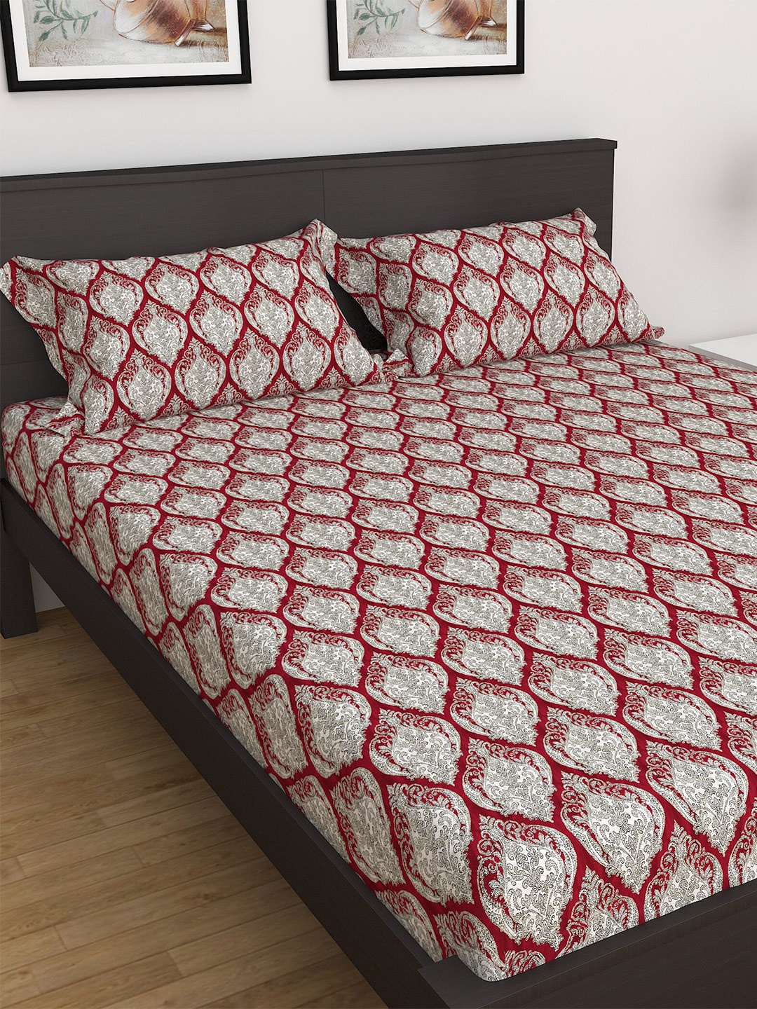 

Home Centre Red Dallas 3 Piece Printed Cotton Double Bedsheet Set