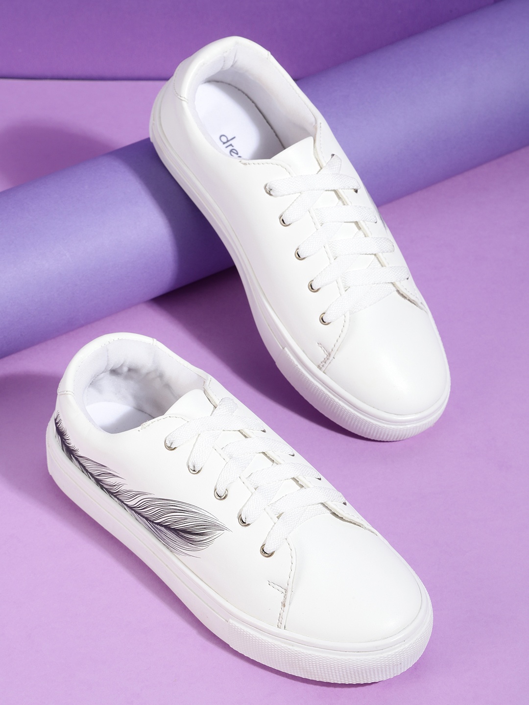 

DressBerry Women White & Coffee Brown Feather Print Sneakers