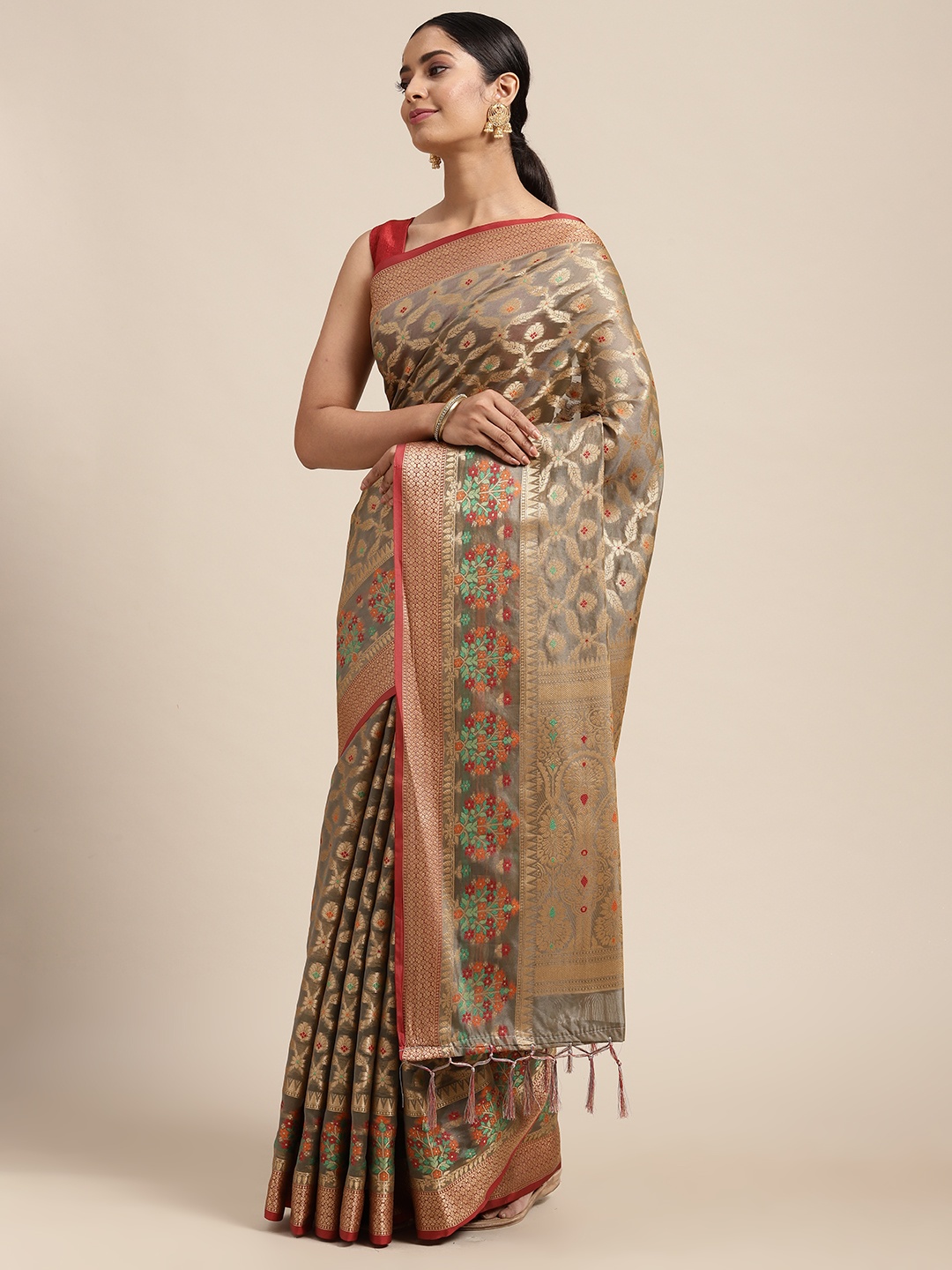 

Mitera Grey & Gold-Toned Ethnic Motifs Zari Silk Cotton Banarasi Saree