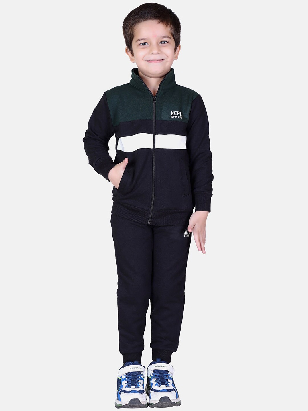 

KEPA Boys Green & Black Colourblocked Tracksuits