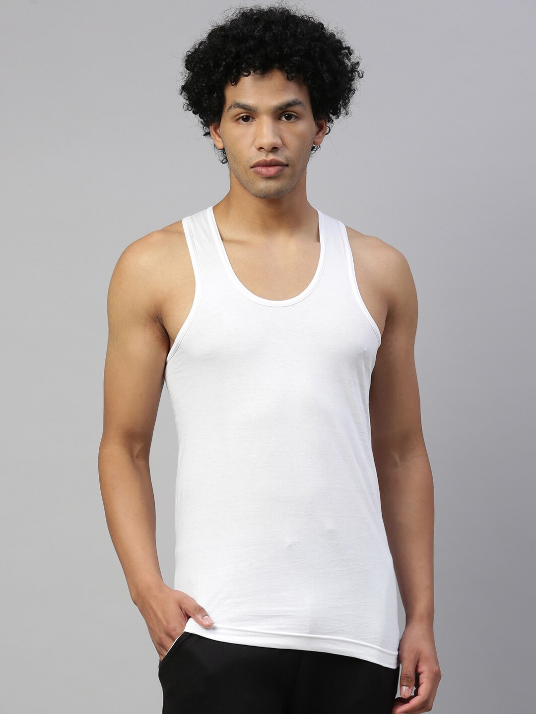 

DIXCY SCOTT MAXIMUS Men White Pure Cotton Gym Vest