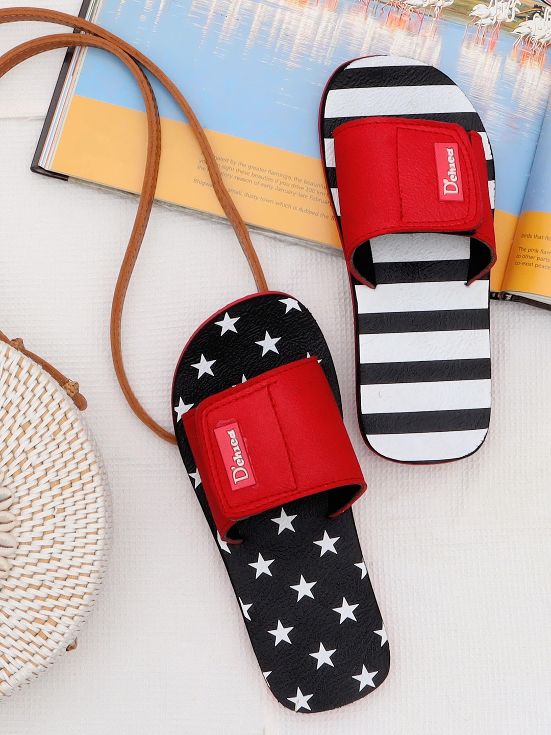 

DChica Girls Black & Red Printed Sliders