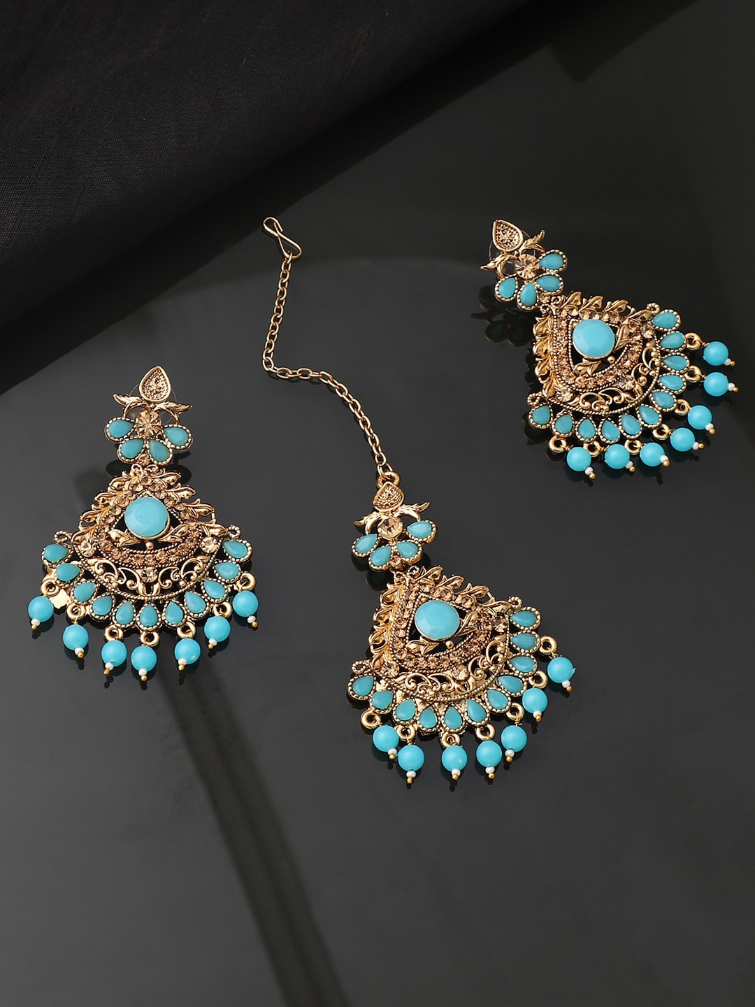 

ANIKAS CREATION Gold-Plated &Turquoise Kundan Beaded Maang Tika & Earring Set