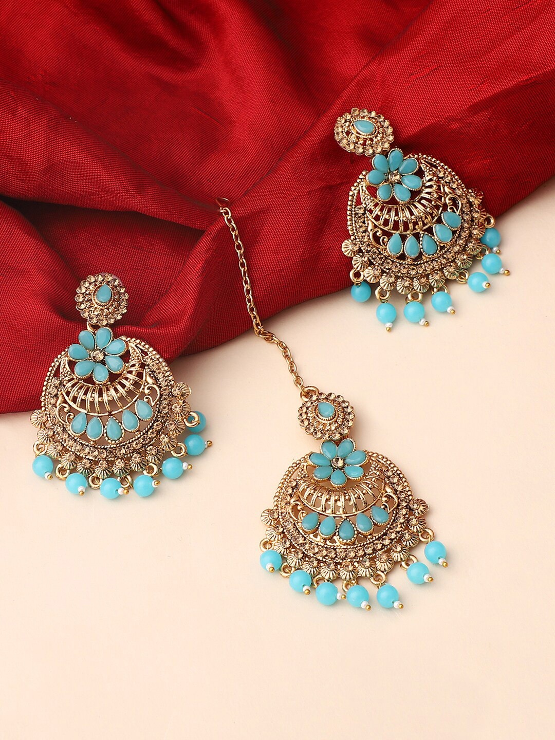 

ANIKAS CREATION Gold-Plated Blue Stone Studded & Beaded Maang Tika & Earring Set