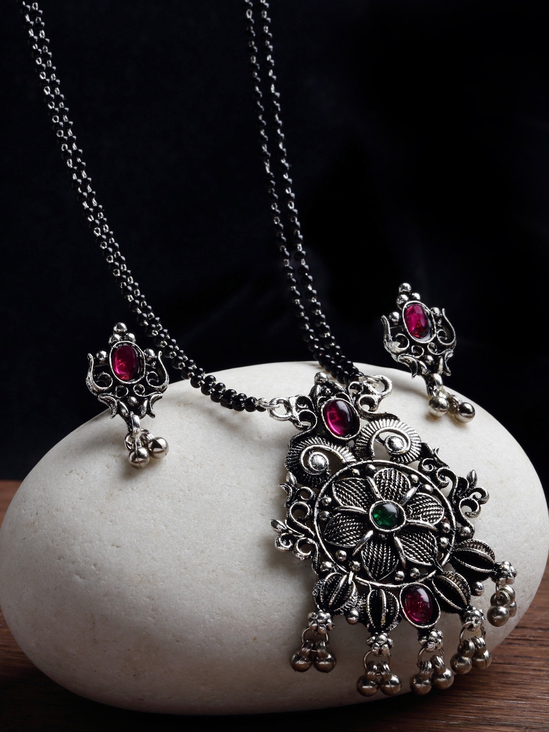 

PANASH Silver-Plated Green & Pink Stone Studded Oxidised Mangalsutra